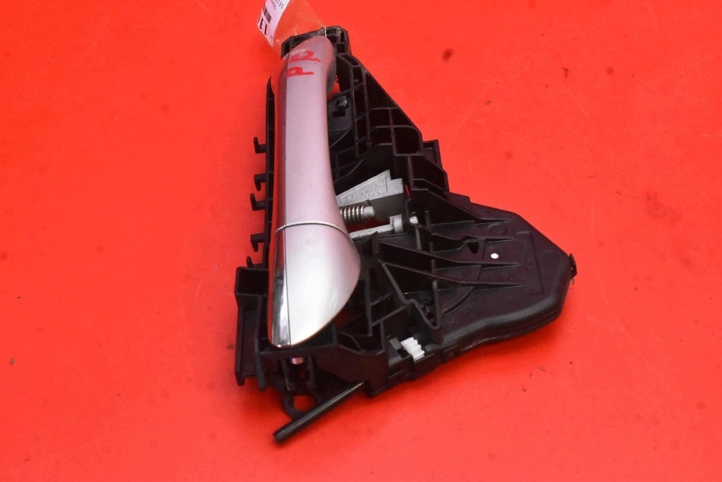 handle right front front SREBRNA A1697600234 MERCEDES B-KLASA W245 05-08