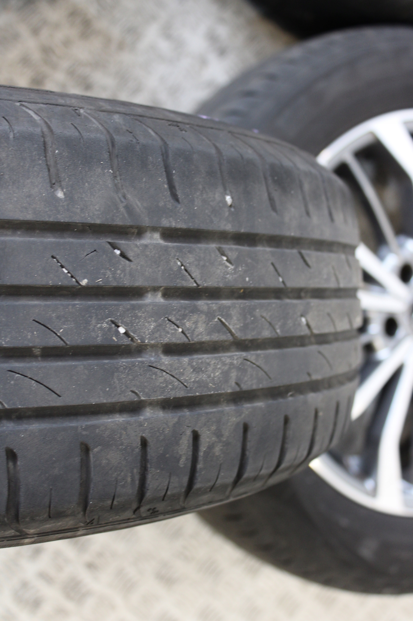 wheels discs disc INFINITI Q30 215/60 R17