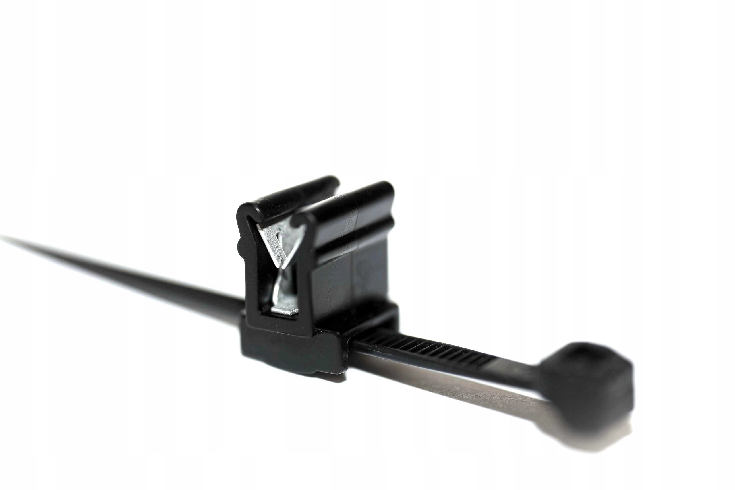 100 x UCHWYT + OPASKA KLIPS DO RANTU Kod producenta CLK2-100B