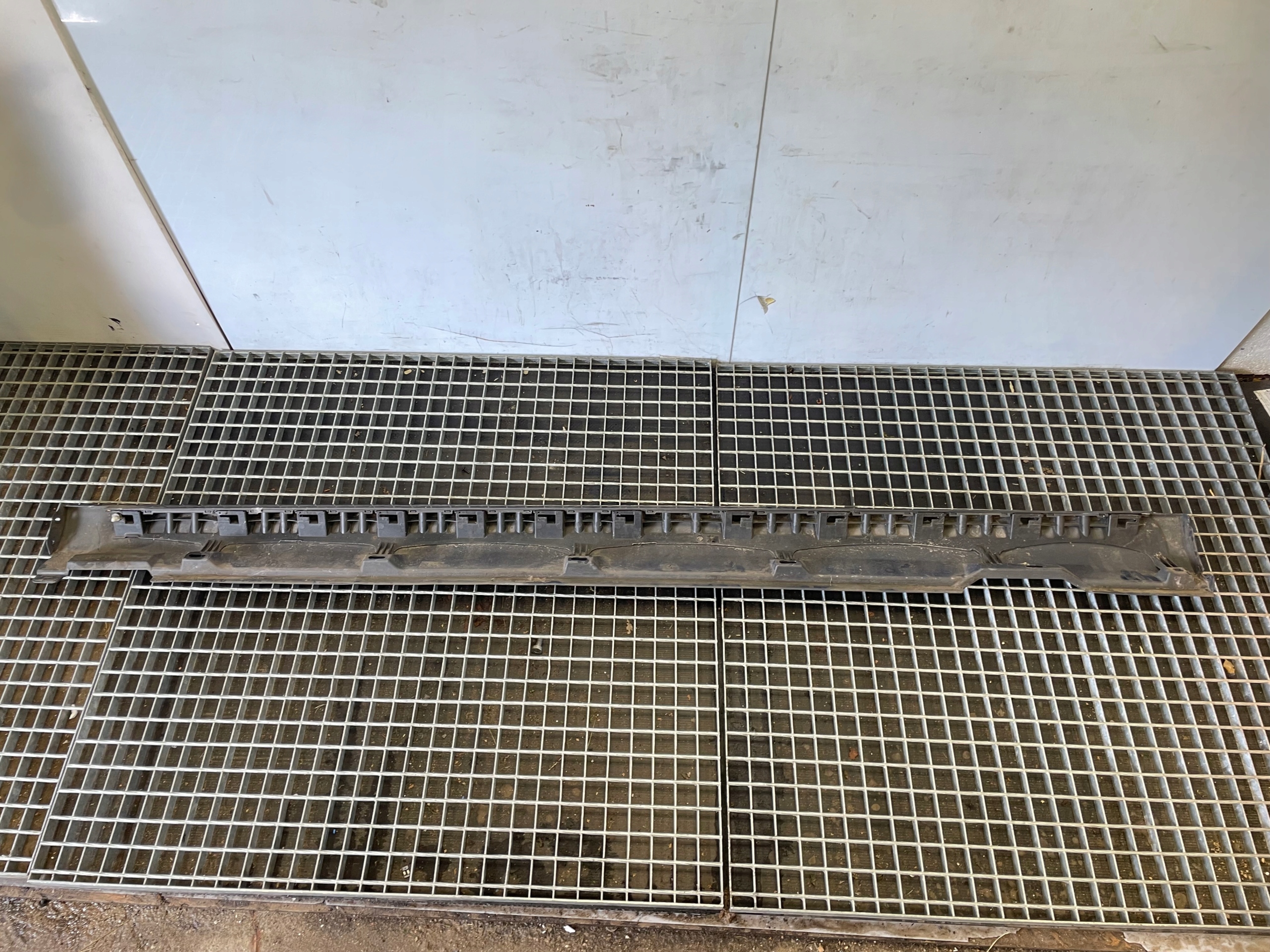 moulding threshold VW PASSAT CC LIFT right 3C8853856F
