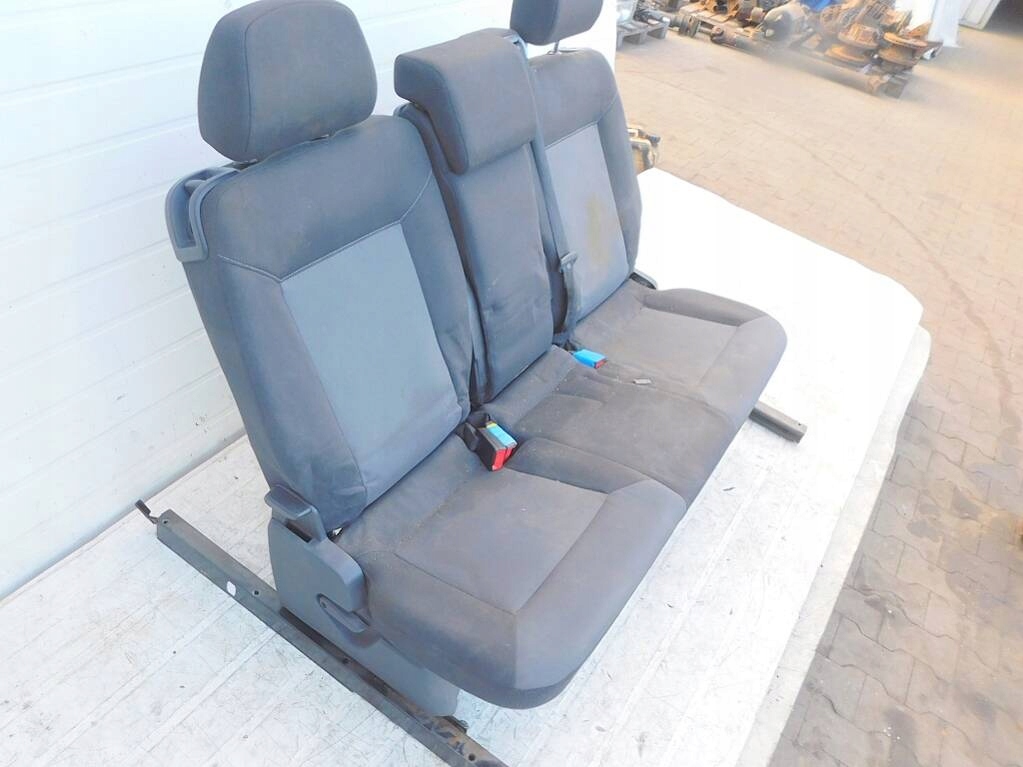 opel ZAFIRA b 1.9 08r диван зад кресла 2