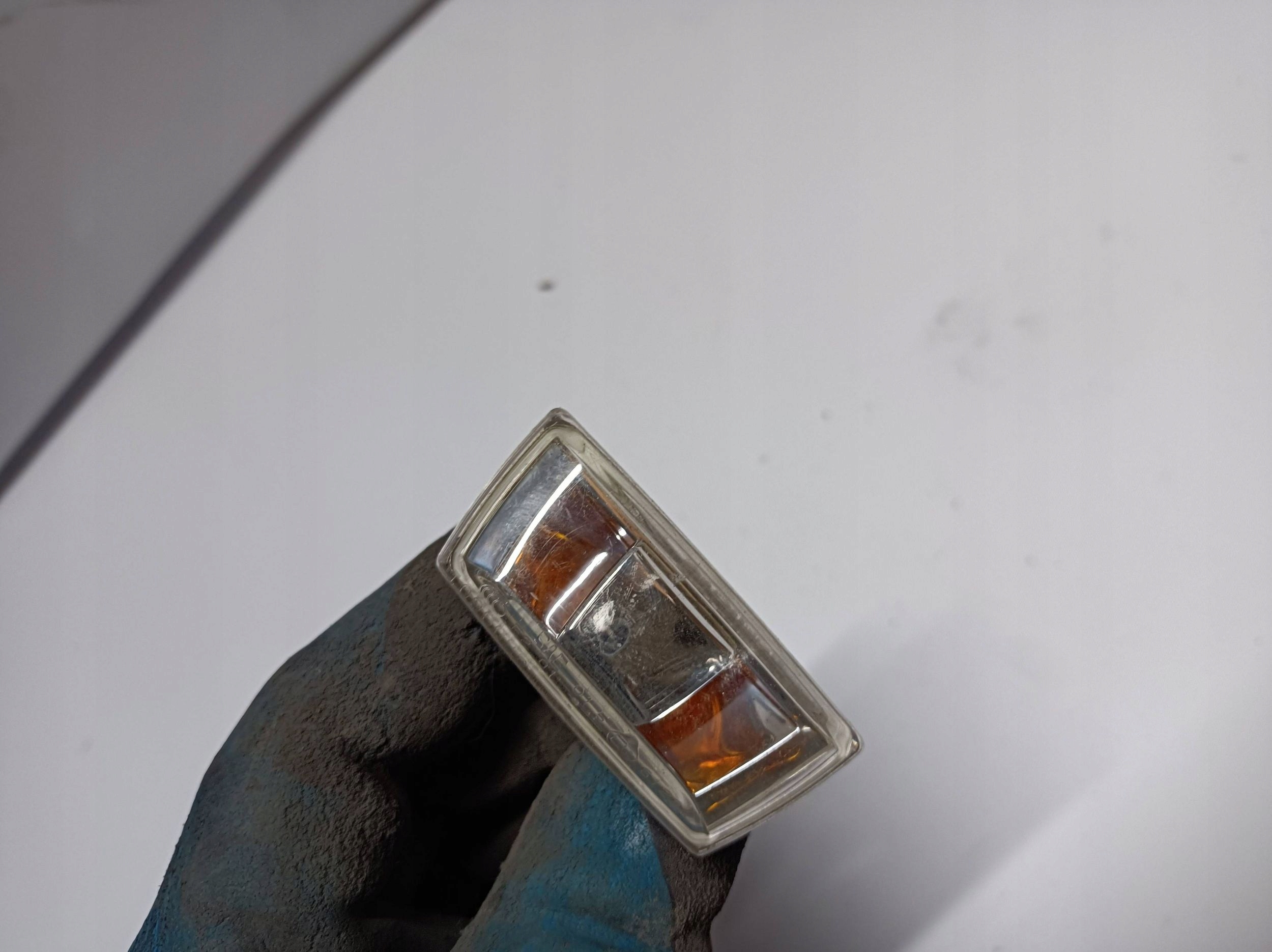 indicator w blotniku Opel Astra H 13252455