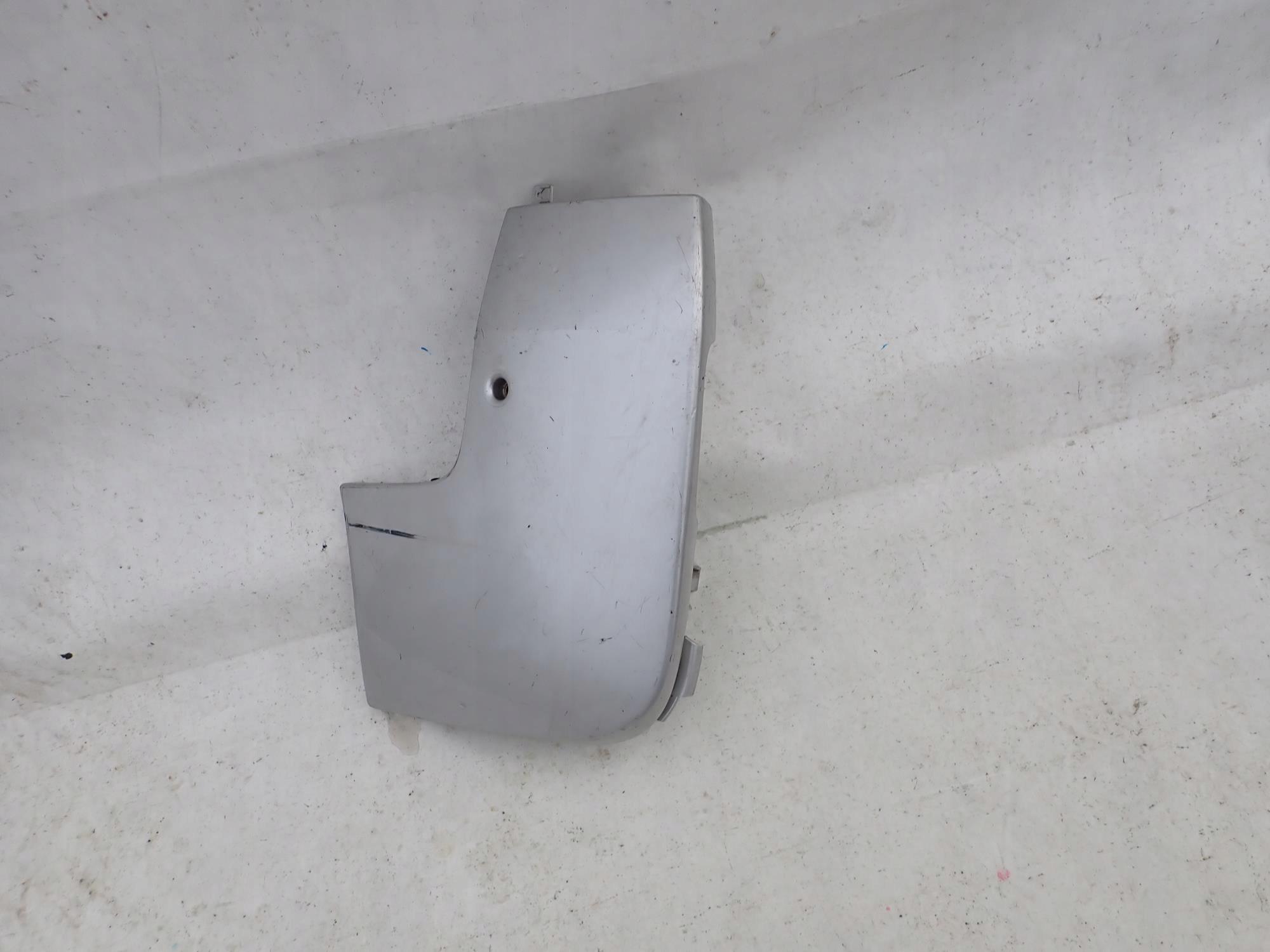 RENAULT TRAFIC II 2 01-14 BOK der Stoßstange links heck
