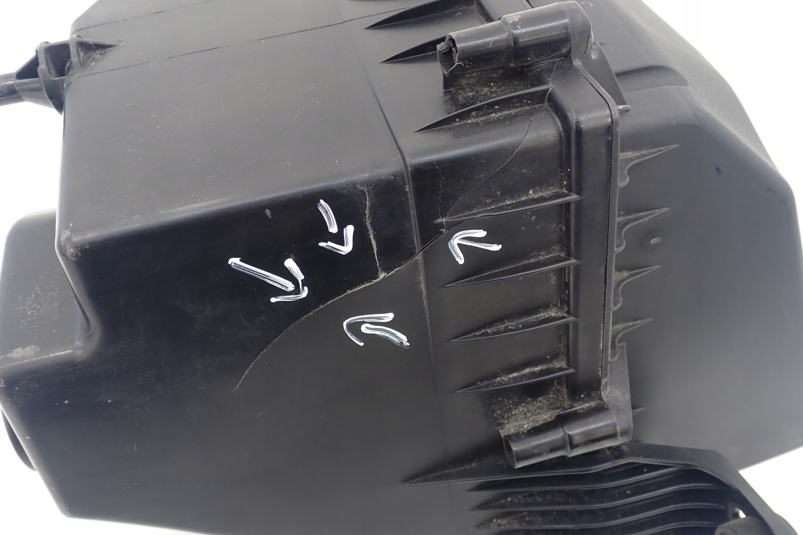 корпус салонного фильтра jaguar 2.0