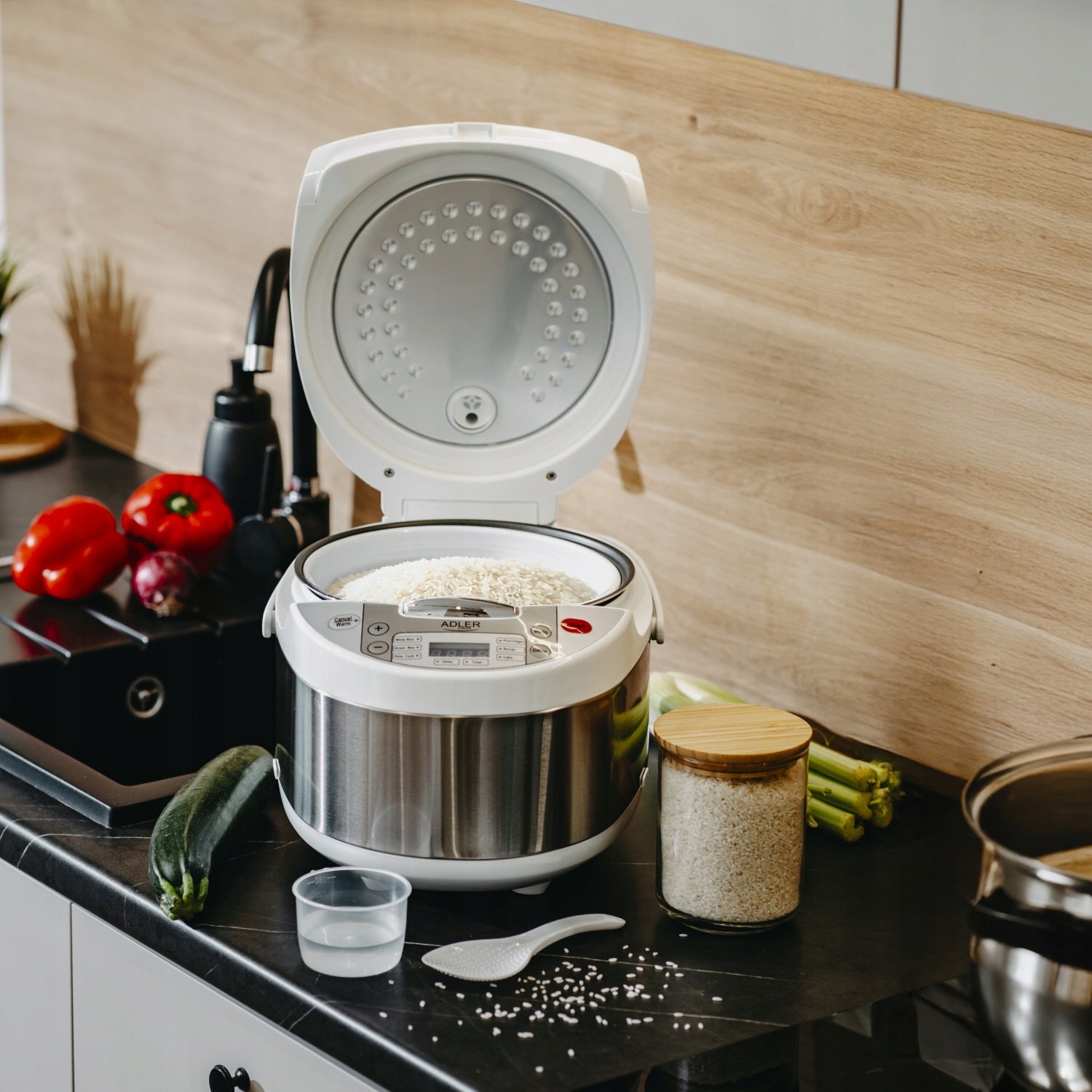 Multi-cooker AD 6420 6w1 - 3,25 L, 700 W, gotowanie na parze