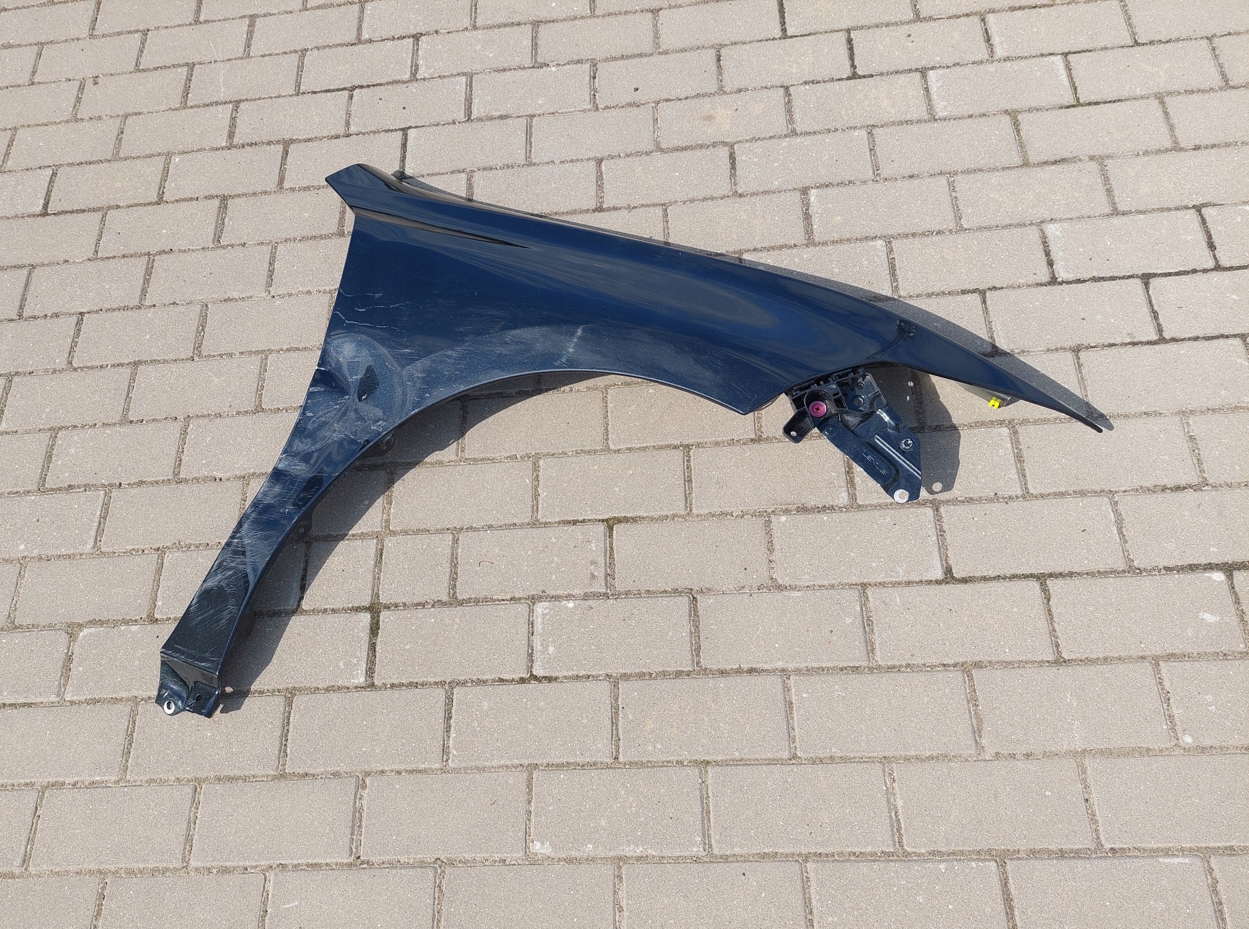 damaged fender front front right support LEXUS ES VII 7 300 H 223