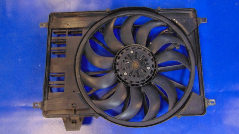 ventilátor chladiče 2.0D LAND ROVER DISCOVERY SPORT 14-24R