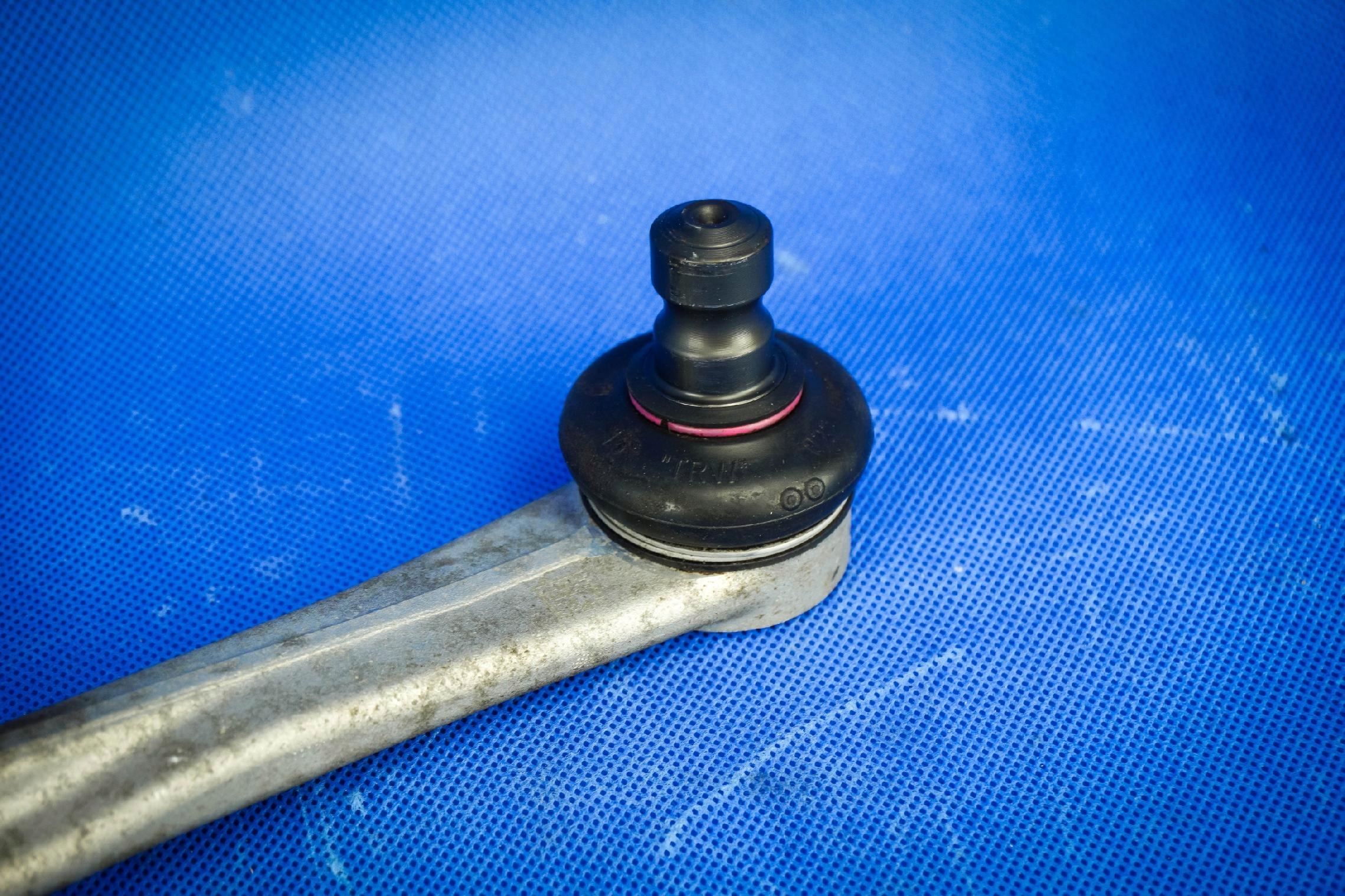 arm front left Audi A4 RS4 A5 8K0407505N