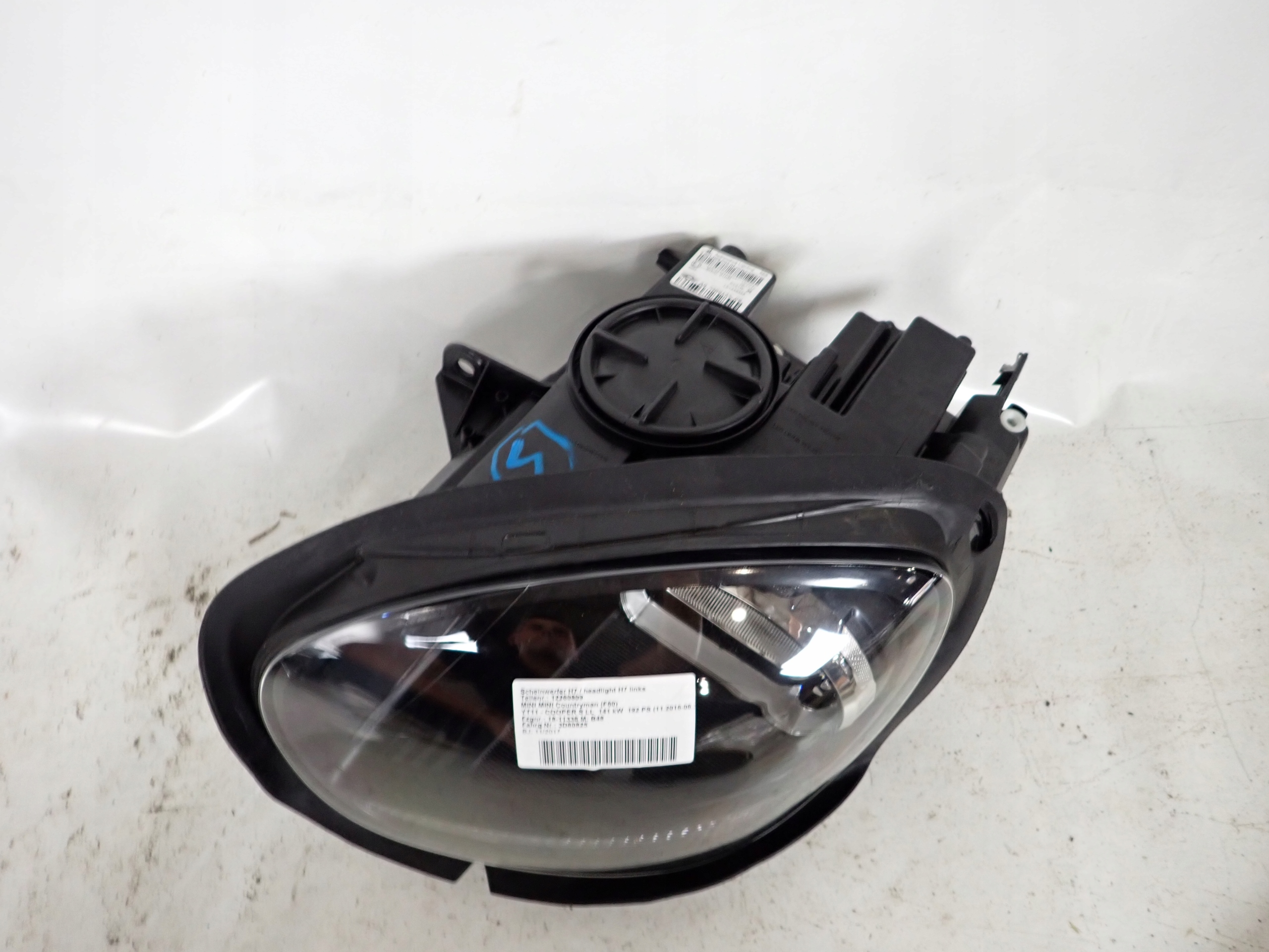 MINI COUNTRYMAN II F60 16- light left front front