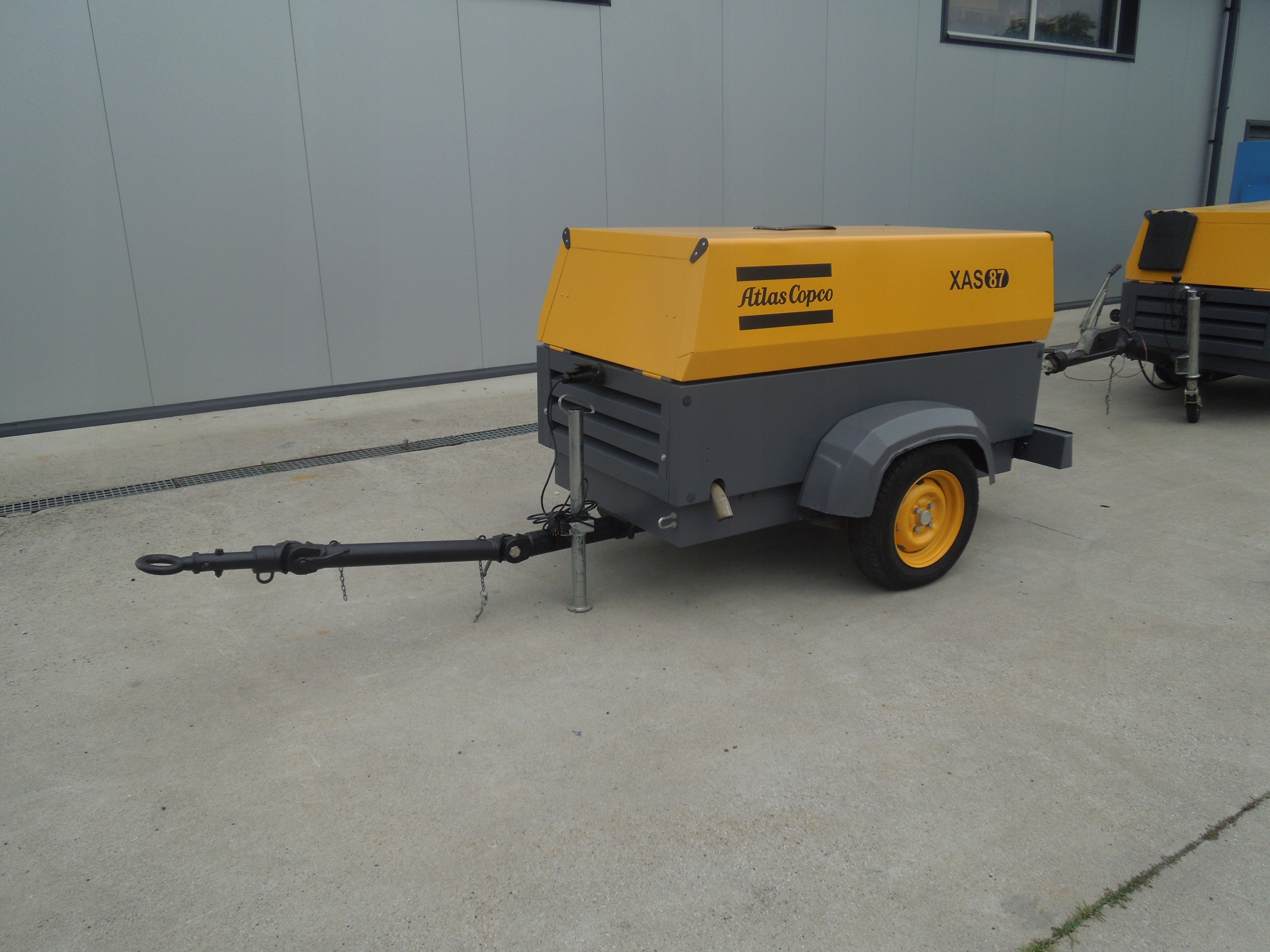 KOMPRESOR ATLAS COPCO XAS87 5,00m3 13r !!