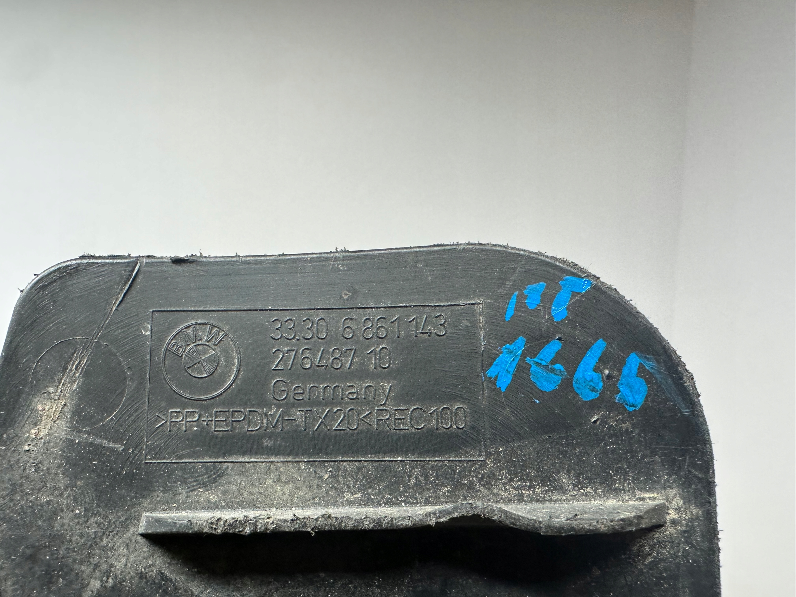 lista fedél alváz BMW 5 G30 6861143