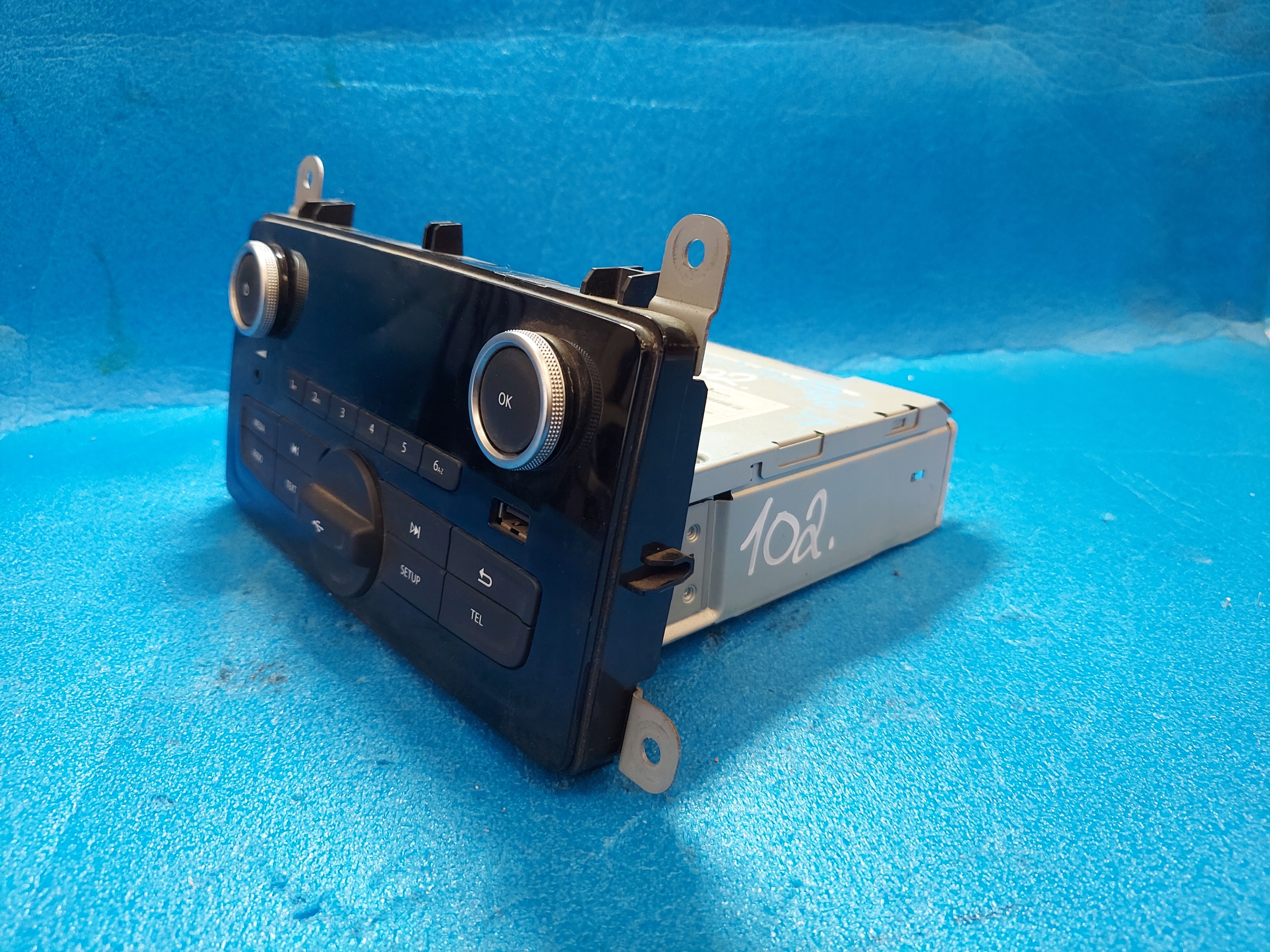 RADIO EKRAN CLIO IV 281077