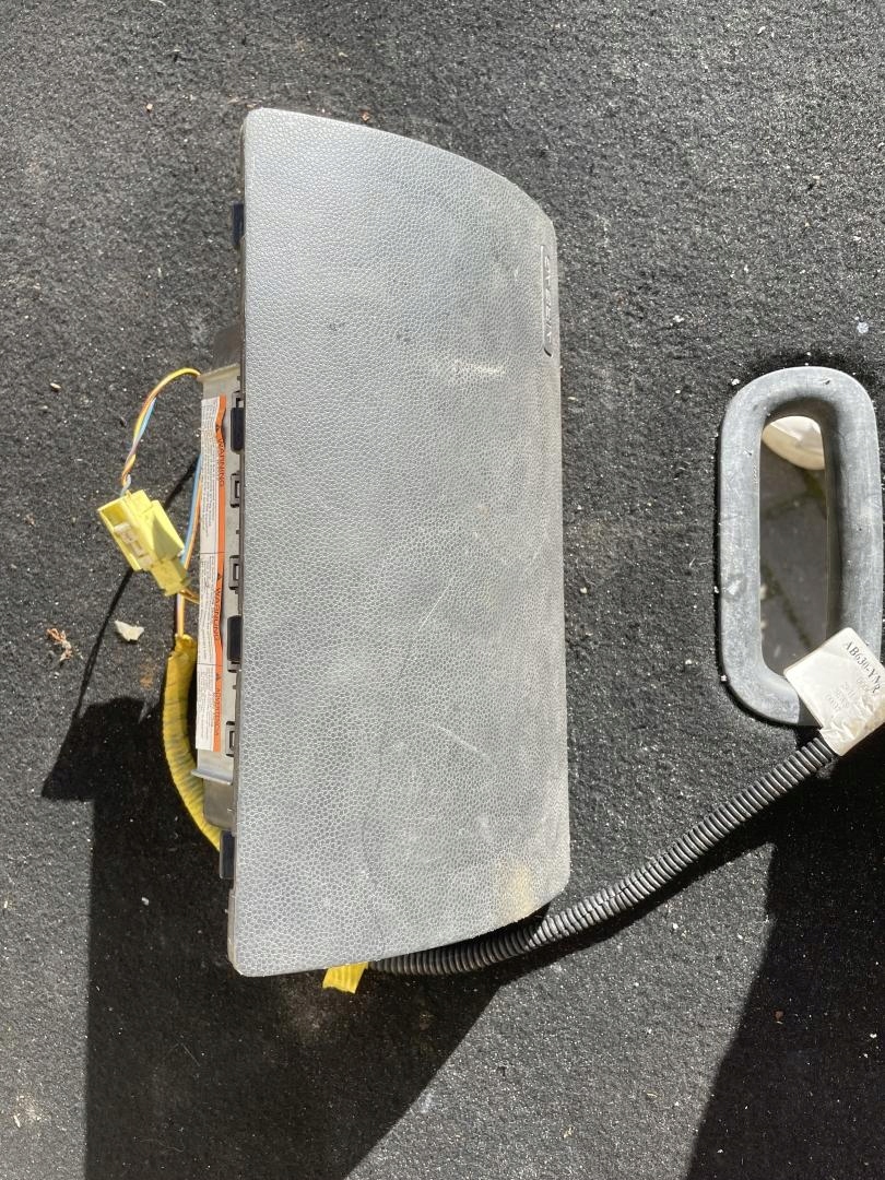 подушка пассажира IGNIS II 73910-86G10