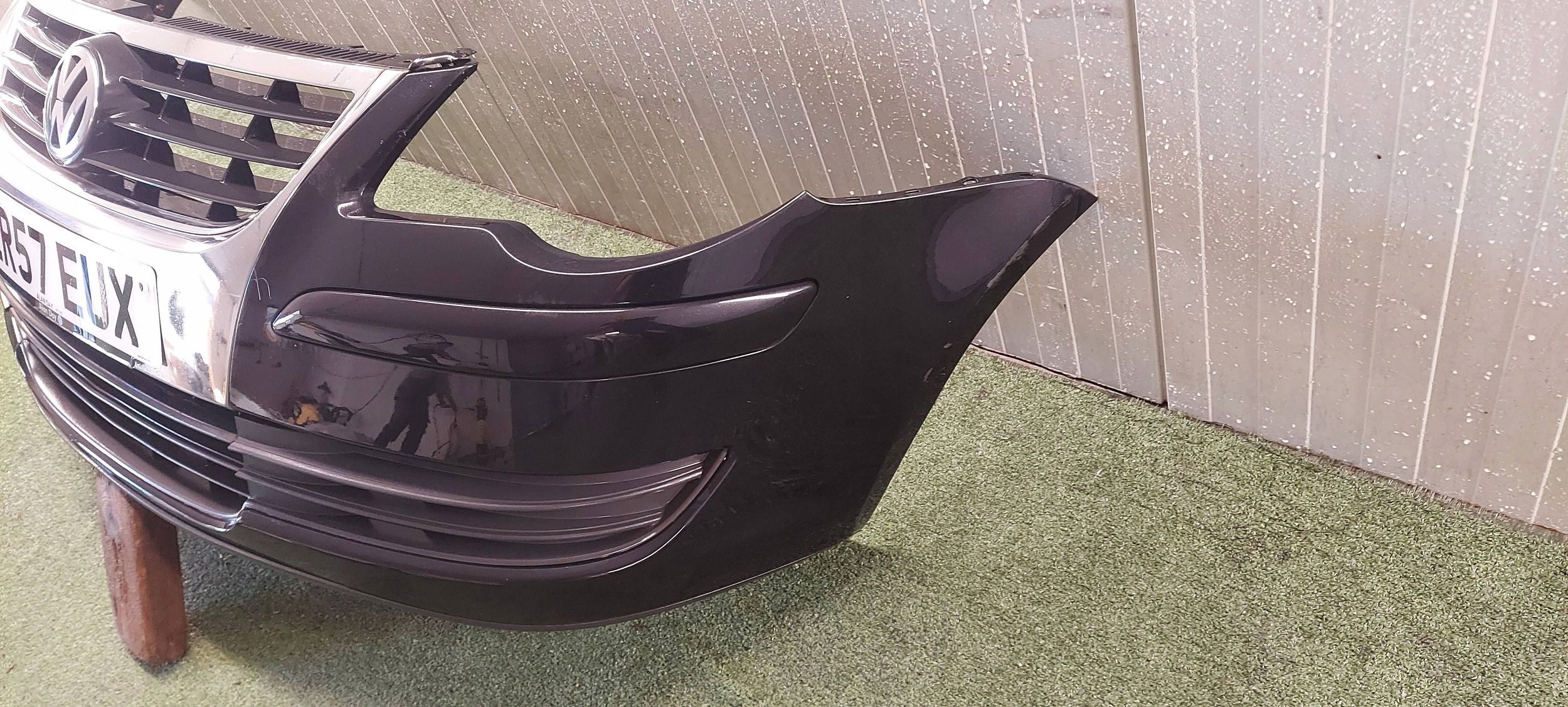 bumper front VW TOURAN LIFT 06-10 LAK: LC9X
