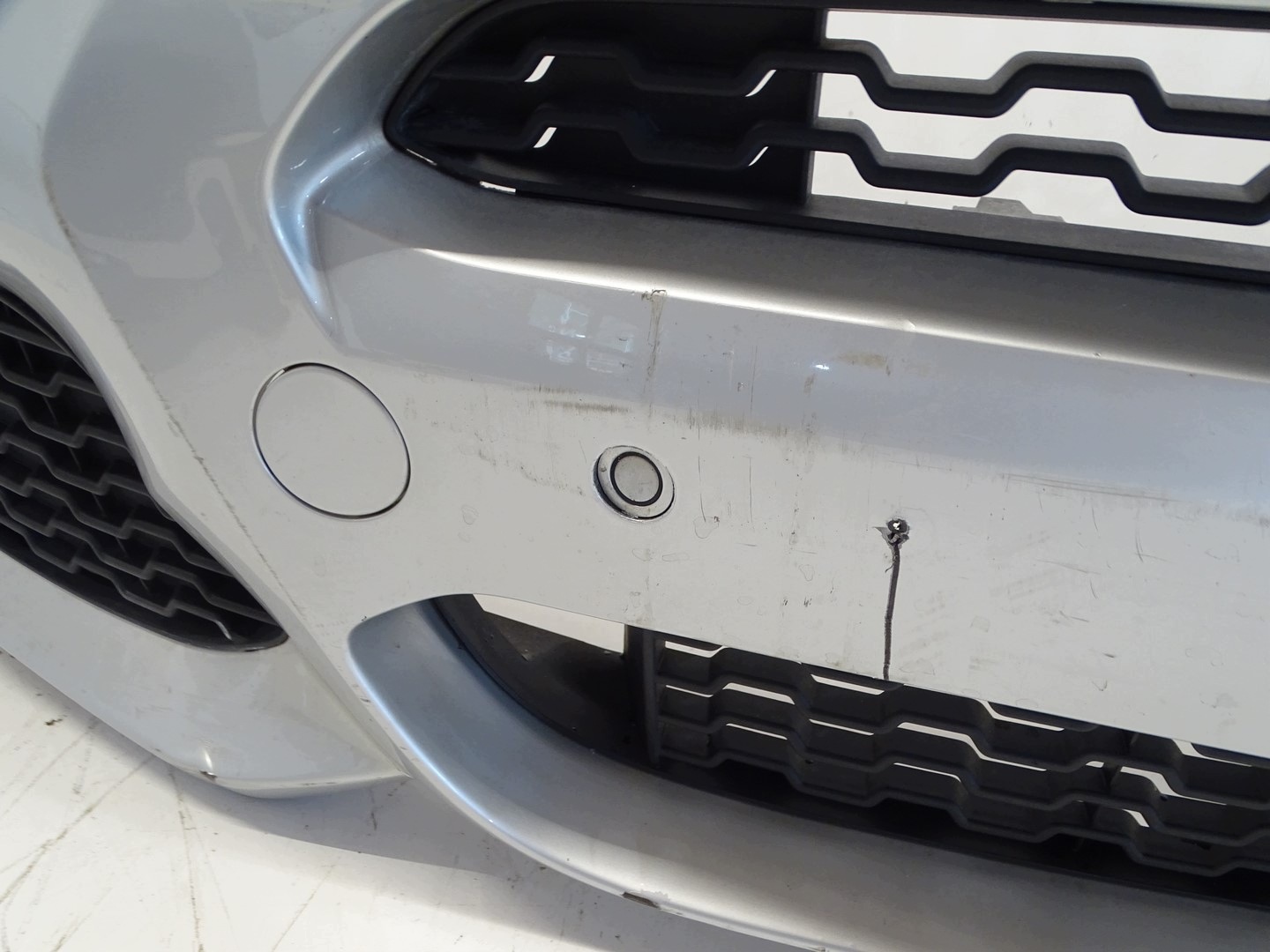 bumper front front BMW X4 F26 m-packet PDC washer