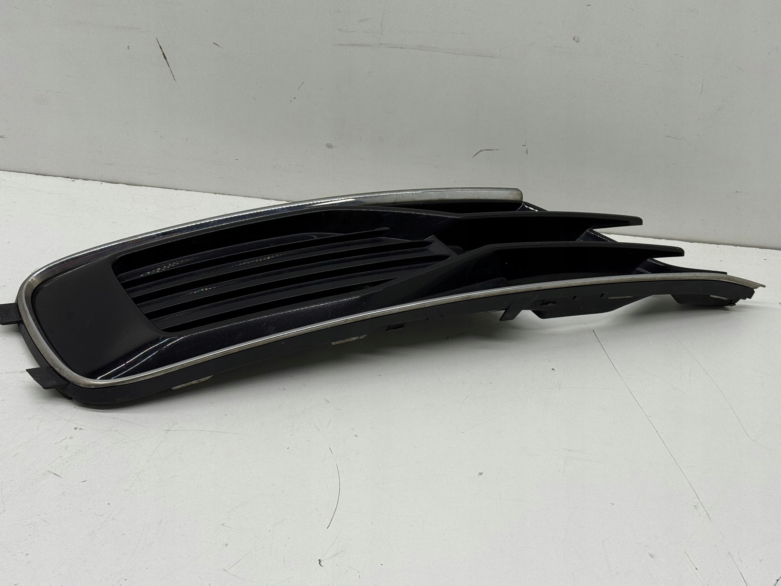 AUDI A6 C7 LIFT spoiler grid of a bumper right front CALA original
