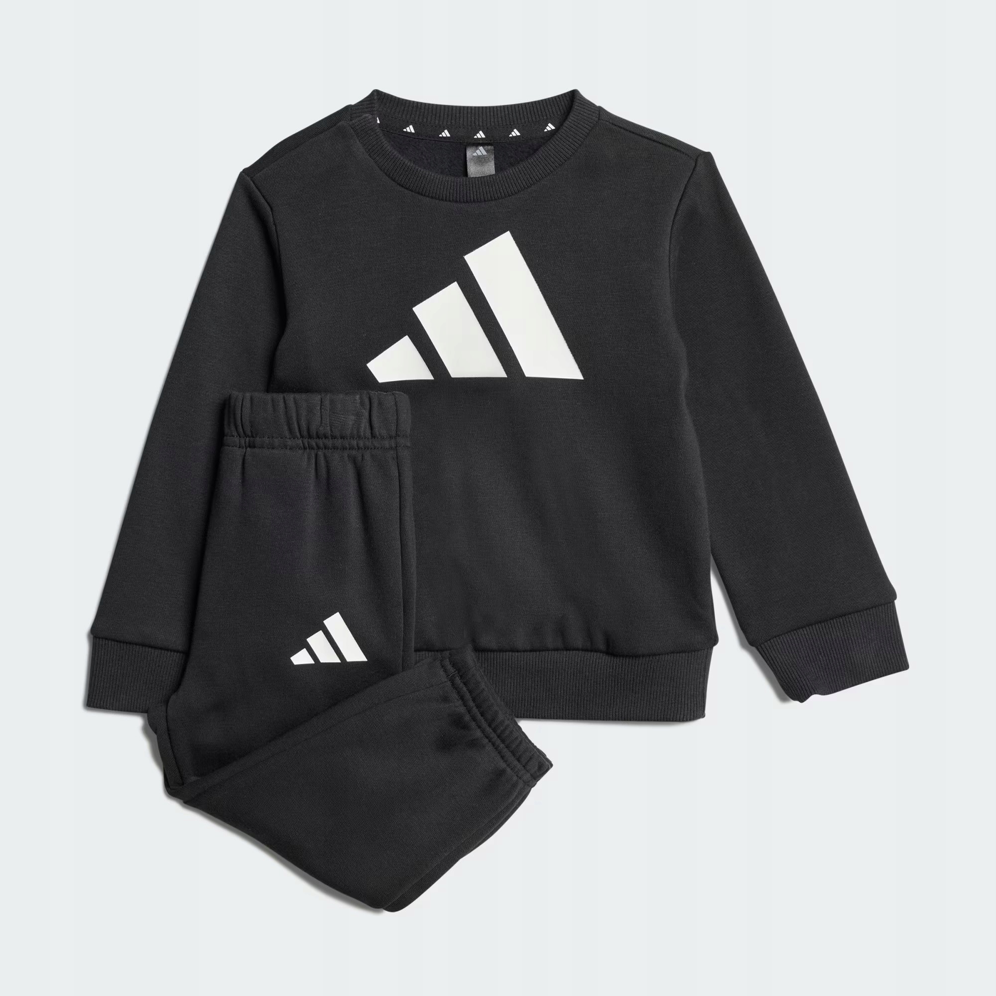 Dres dziecięcy Adidas Essentials Kids czarny JC9642