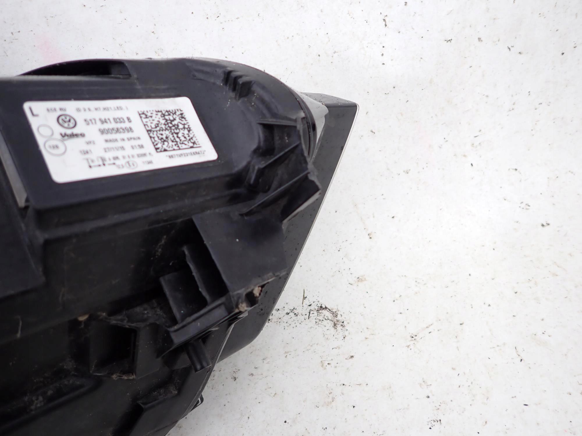 VW GOLF SPORTSVAN 14-18 light front left XENON