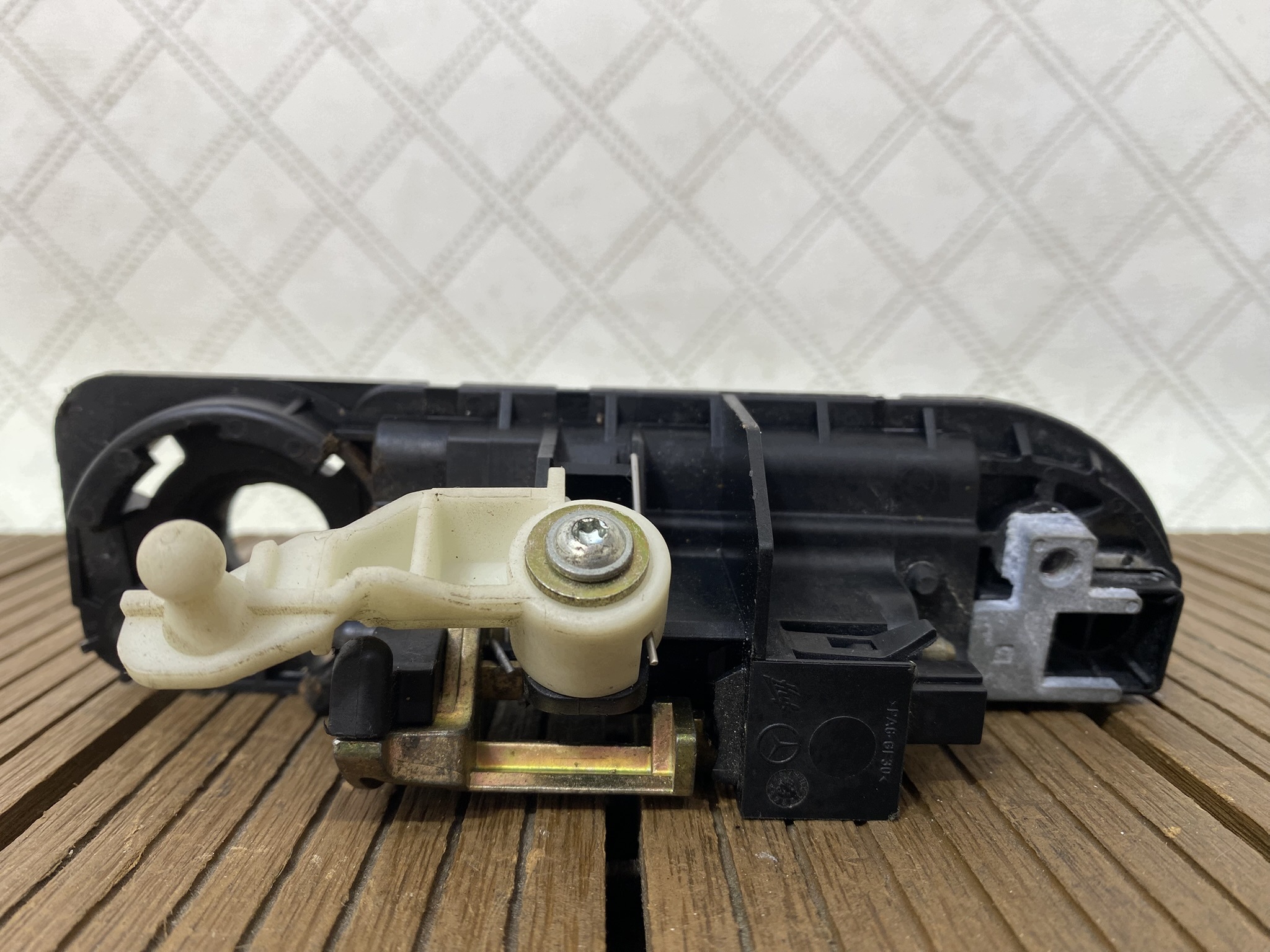 MERCEDES SL R230 W230 handle rear bonnet boot OE