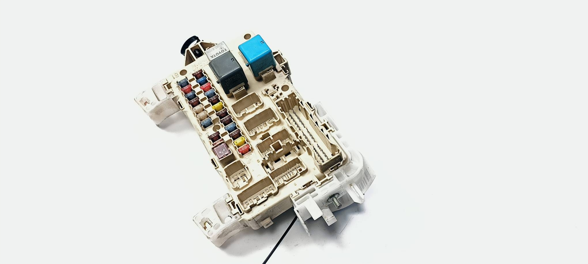 Module fusibles 89221-0F010 TOYOTA COROLLA VERSO