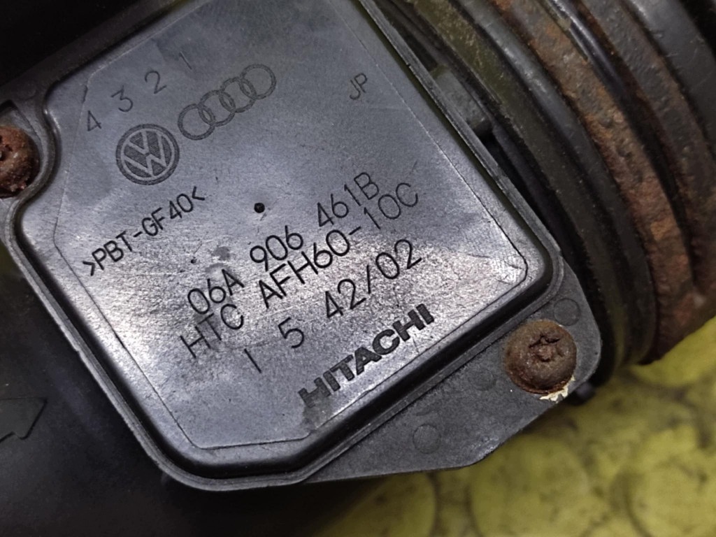 SKODA OCTAVIA e 1.6 debimetro 06A906461B