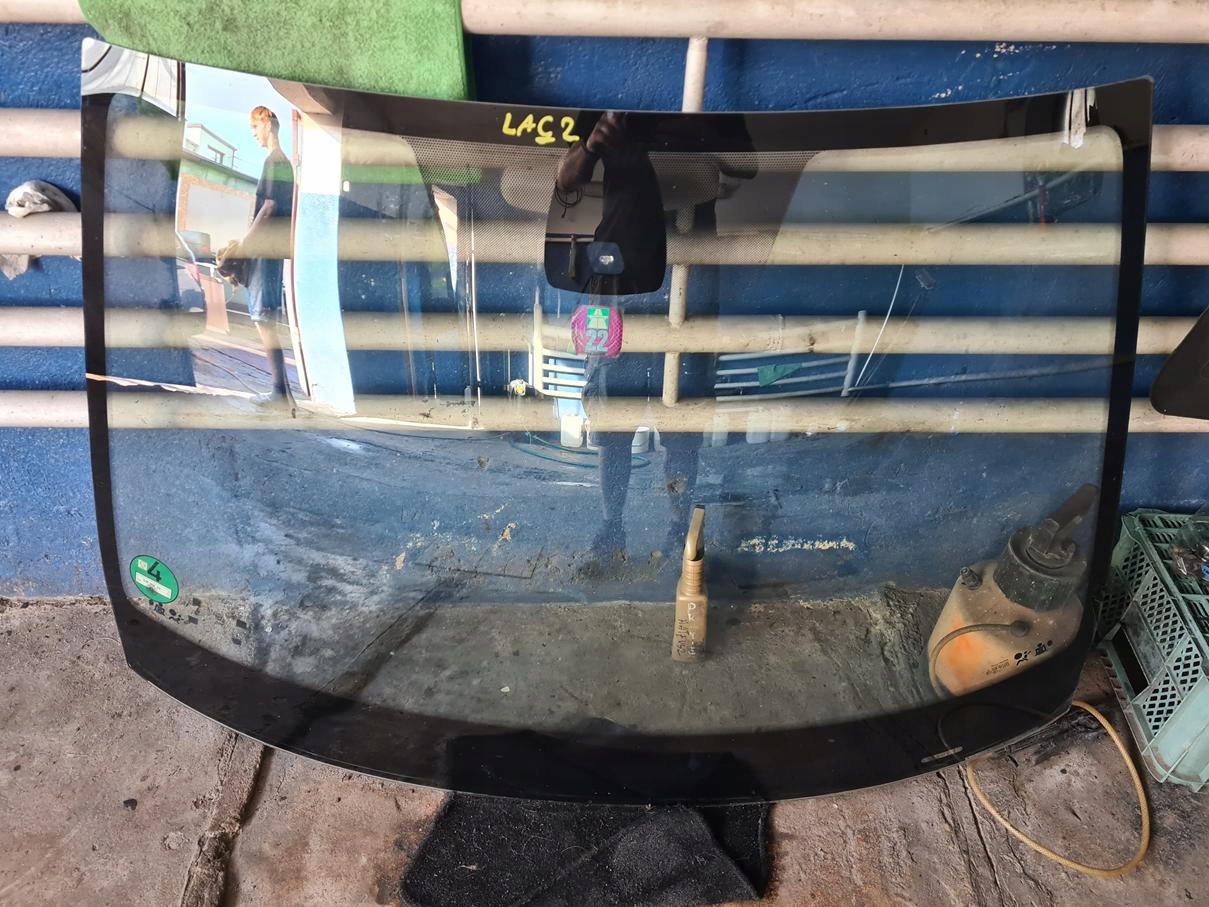 SZYBA PRZÓD PRZEDNIA CZOŁOWA RENAULT LAGUNA II 2 09