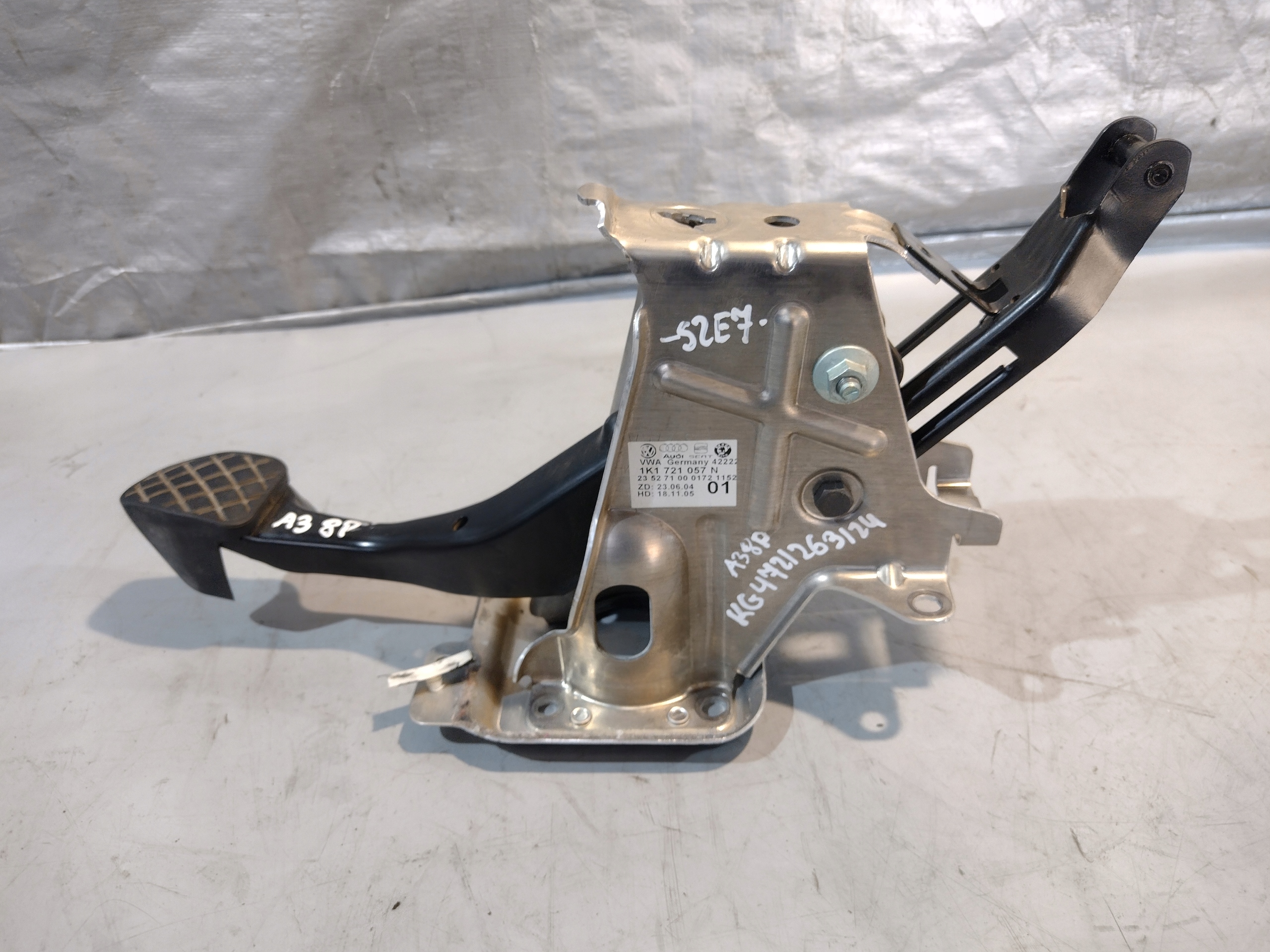 Pedal Bremse Audi A3 8P 2,0TDI 1K1721057N