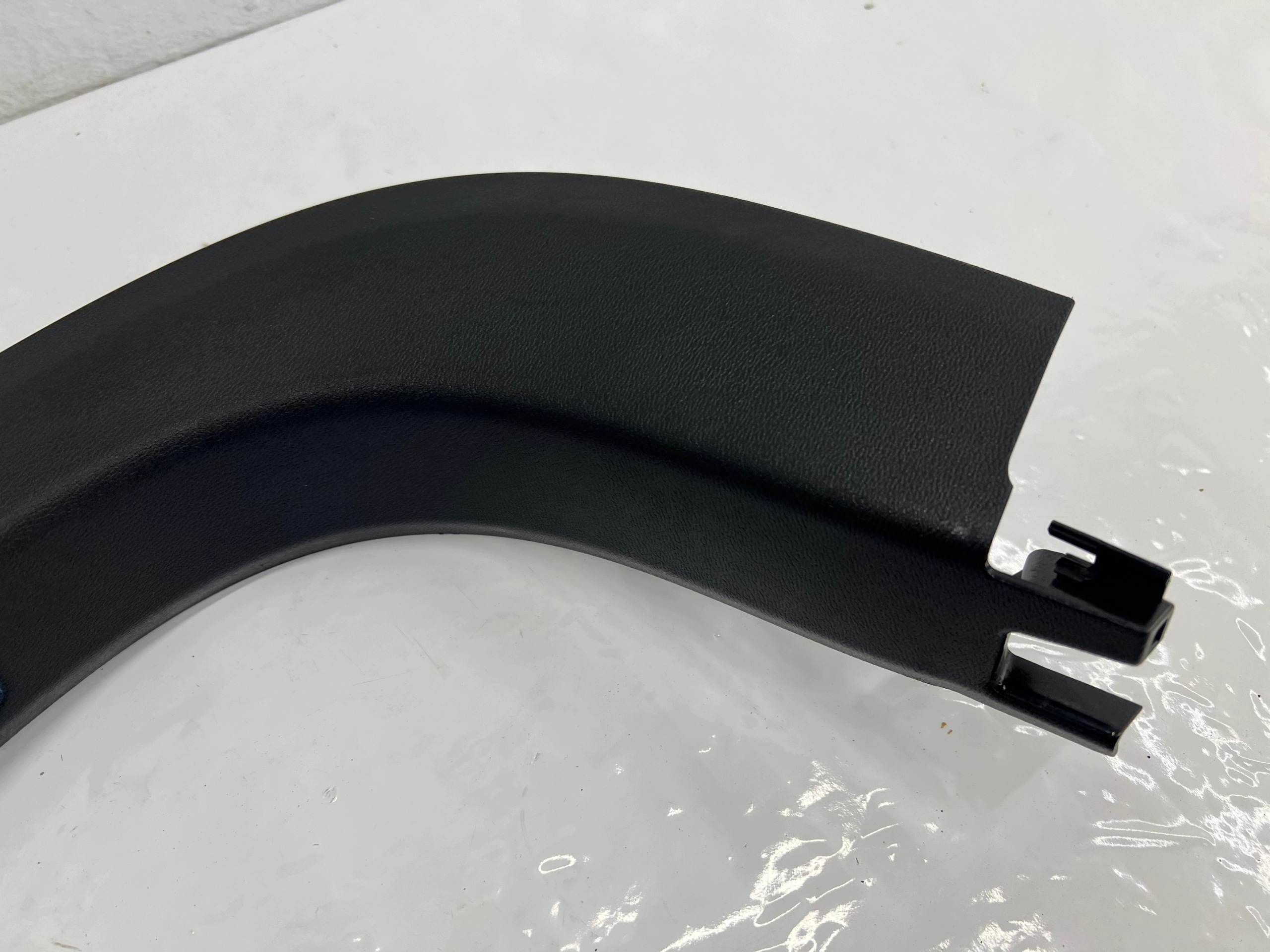 moulding cap of the threshold front front right VOLVO V60 II S60 31468391