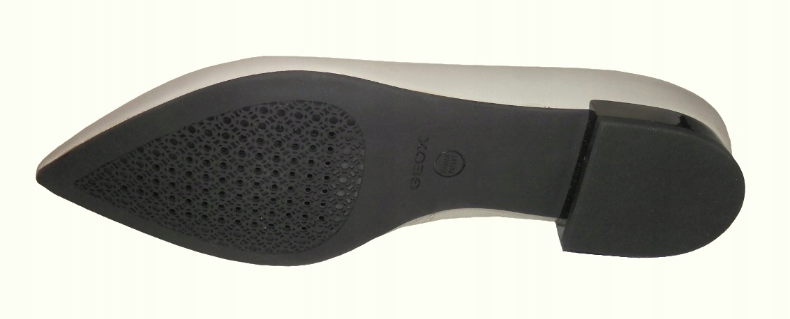 BUTY GEOX PÓŁBUTY DAMSKIE CZÓŁENKA D CHARYSSA A SKÓRA NATURALNA r. 39 Marka Geox