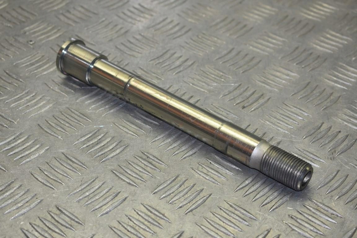 Ośka oś przedniego koła I HARLEY DAVIDSON SOFTAIL 2018 - 2023