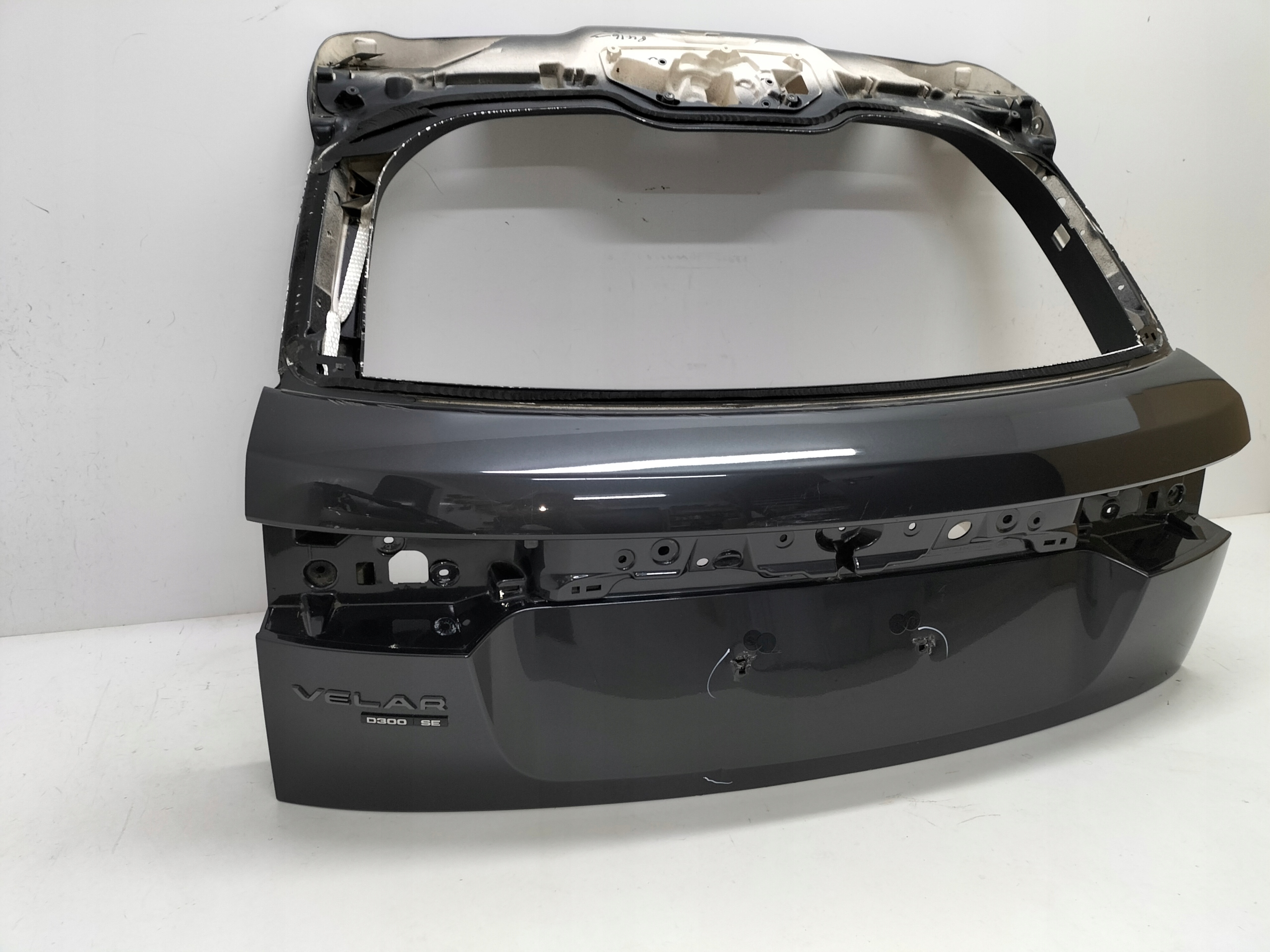 boot doors boot rear part RANGE ROVER VELAR L560 17