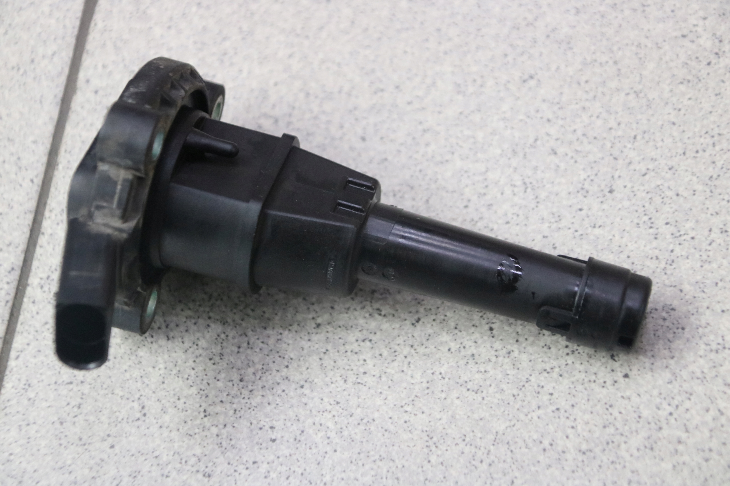 AUDI A6 C7 A8 D4 sensore livello olio 079907660