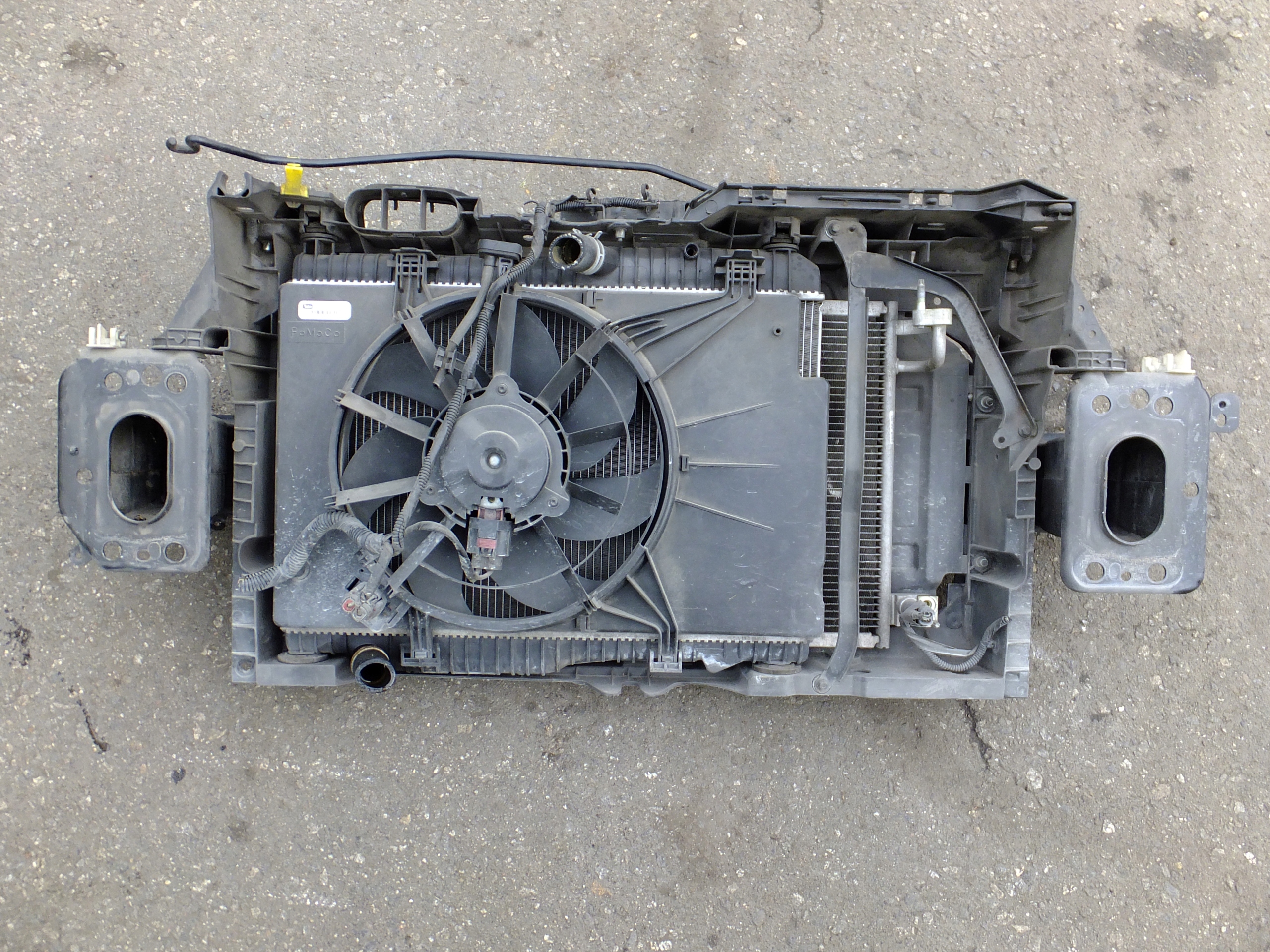 bar, wall front radiator ford fiesta mk7 1,4 tdci 2010r