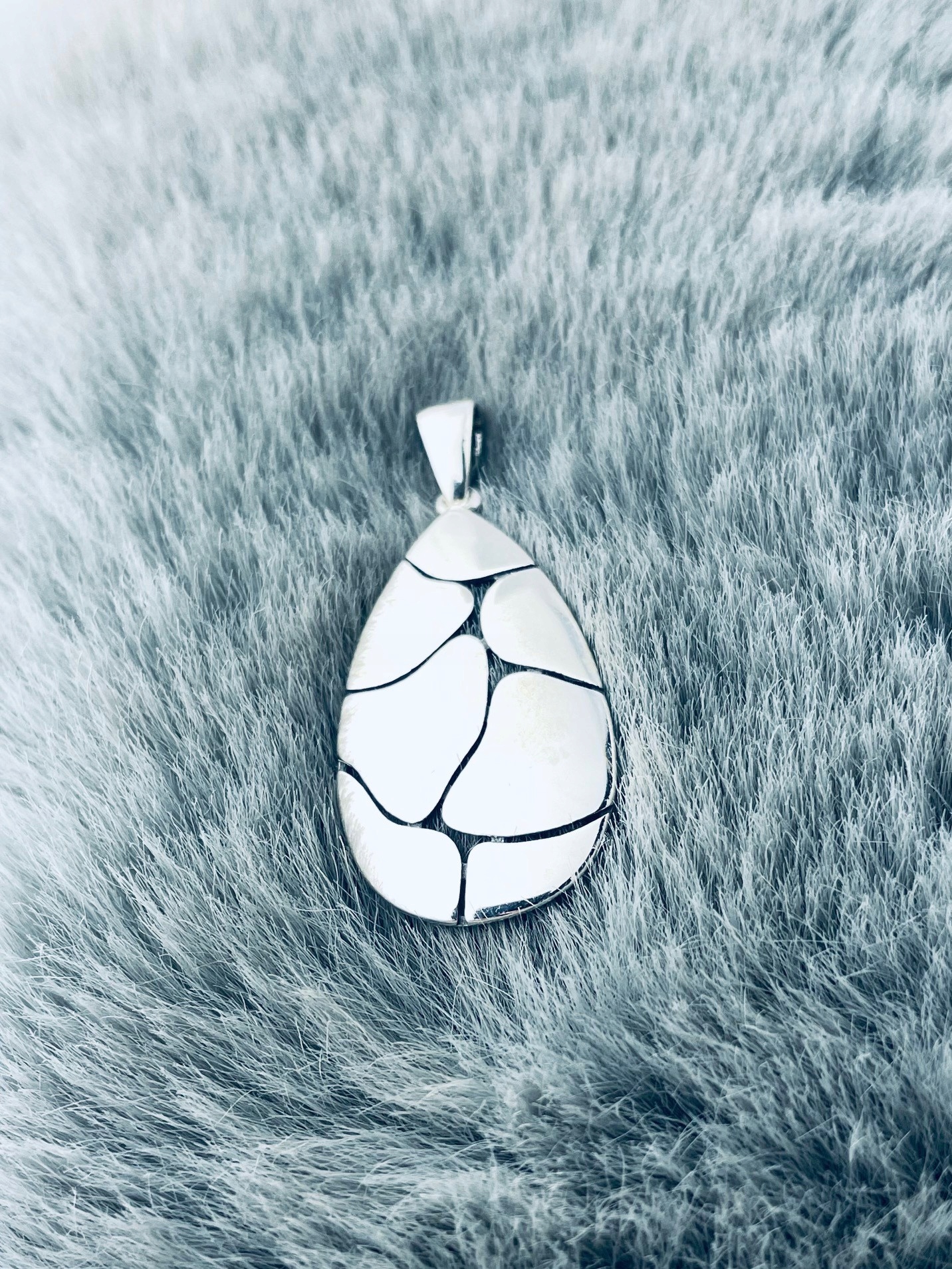 Stříbrný přívěsek přívěsek slza kapka mramoru žirafa