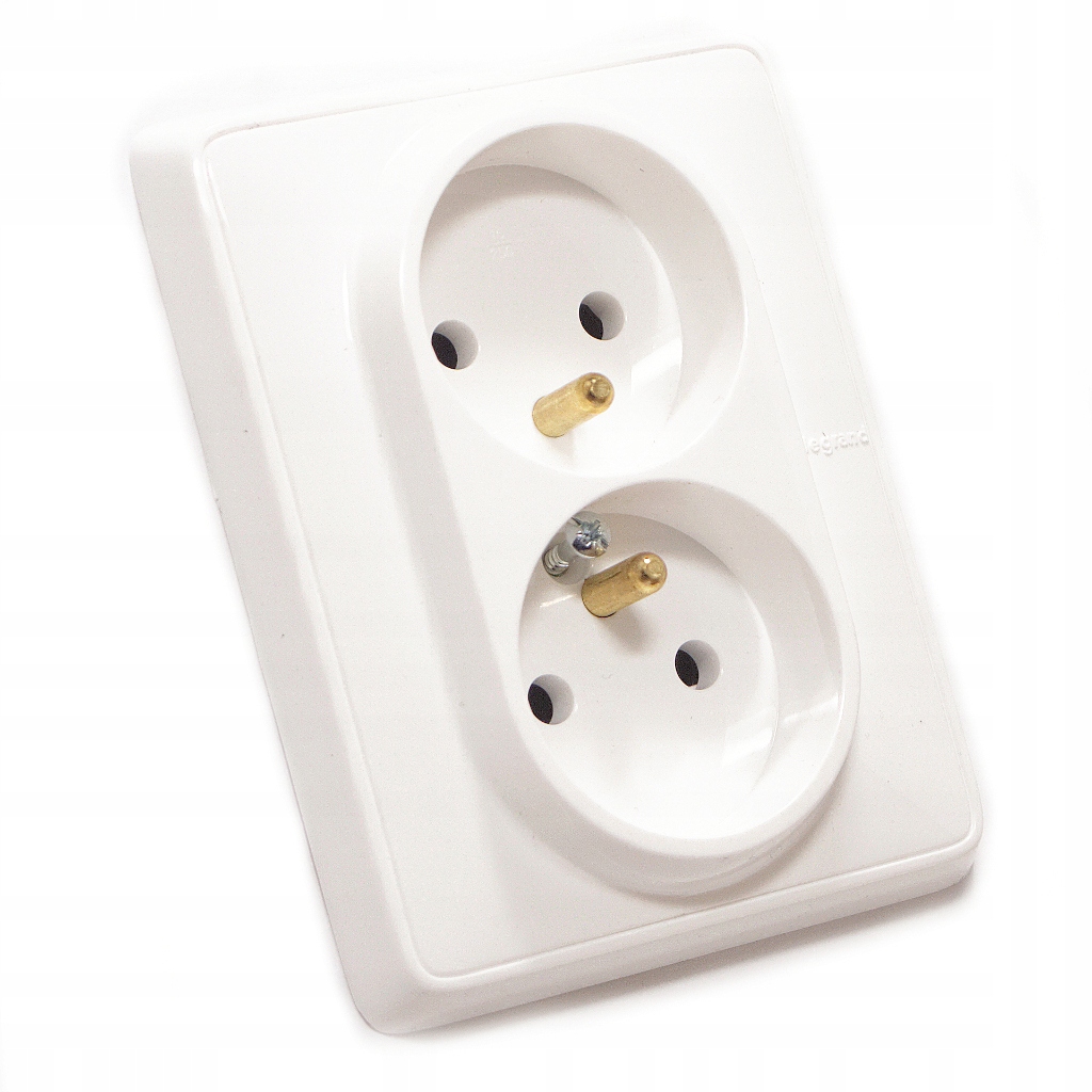 

Gniazdo podwójne 2x 2P+Z Cariva Legrand 773618