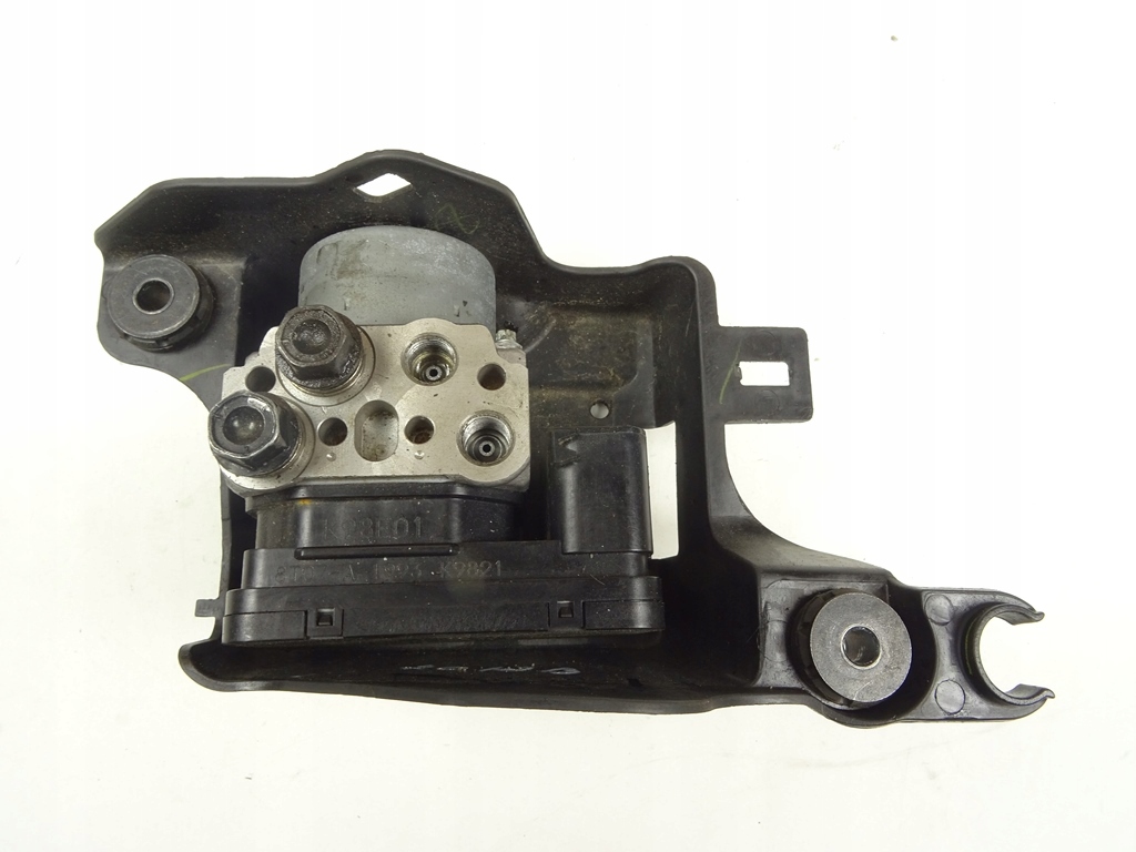 HONDA CB CBF CB 125 R JC79 НАСОС ABS 17-