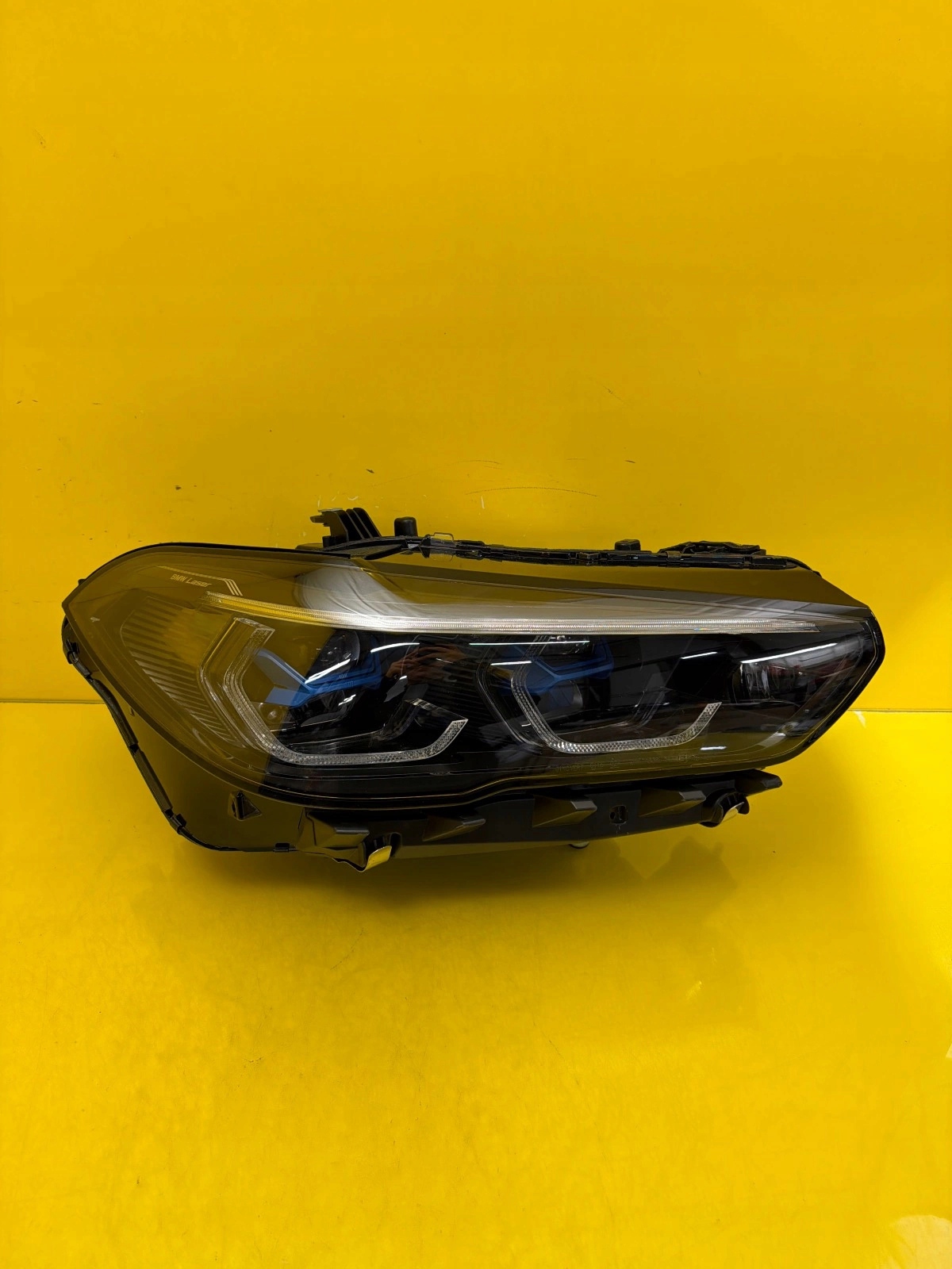 light right BMW X5 G05 X6 G06 Laser Light Shadow Line 5A55AA6-03