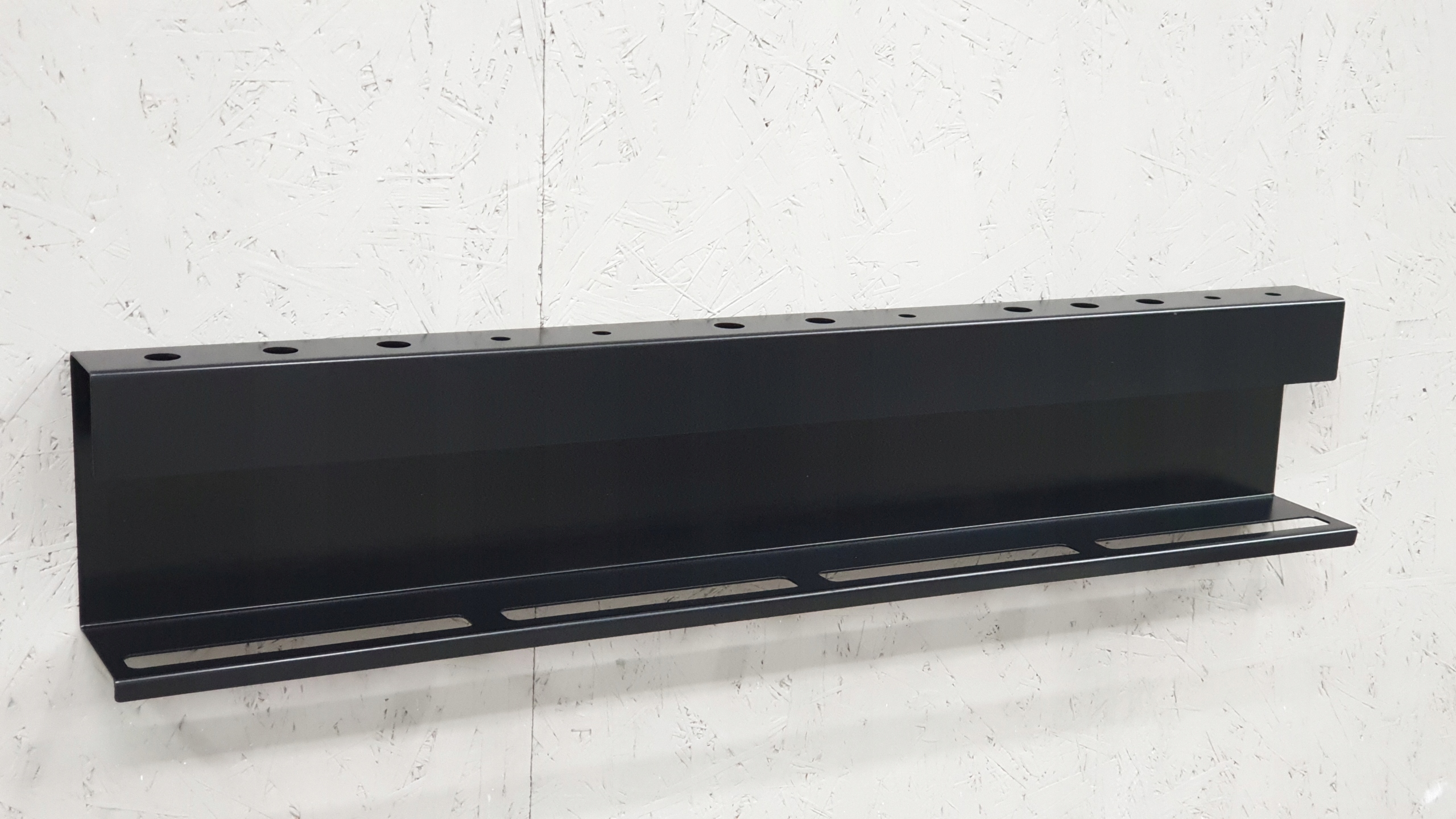 WIESZAK NA PĘDZLE I BUTELKI 80CM