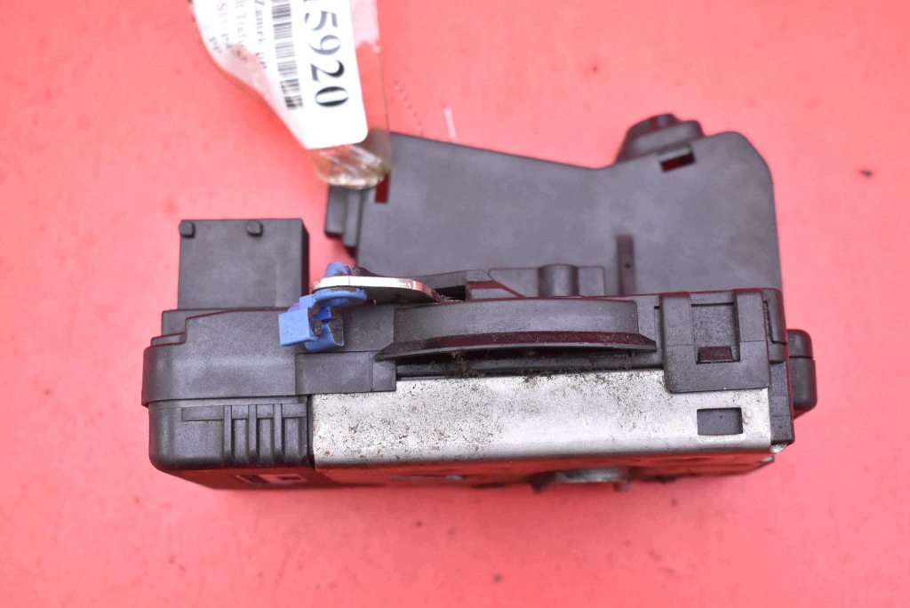 lock door right front front EU 8200042171 RENAULT TRAFIC 2 II 01-06