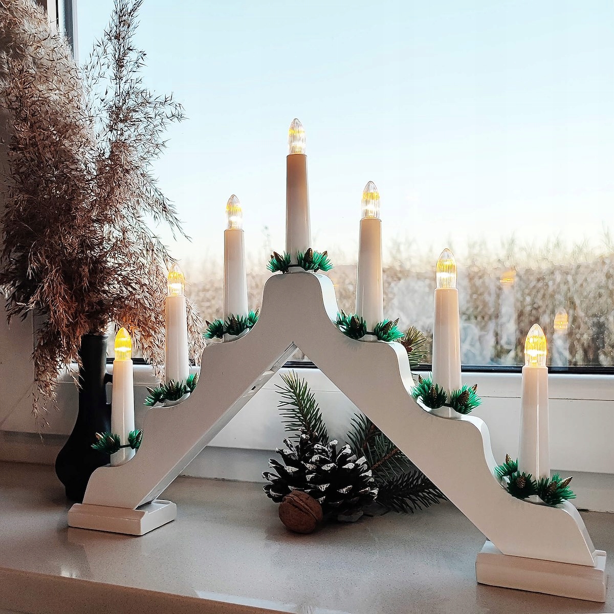 ŚWIECZNIK ADWENTOWY BIAŁY LAMPKI NA OKNO ŚWIECE DEKORACJA ŚWIECZKI 7 LED Kod producenta CL0859