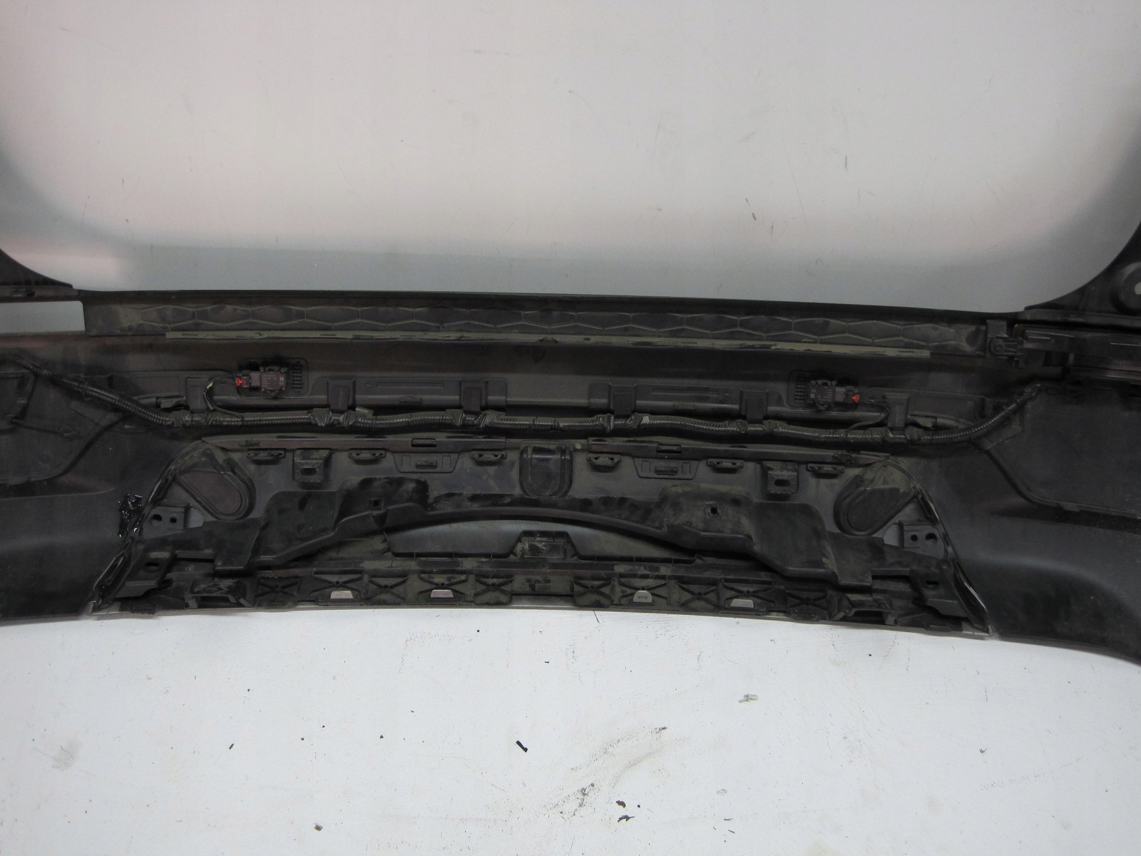 bumper rear part LAND ROVER DISCOVERY SPORT 4 PDC 22R