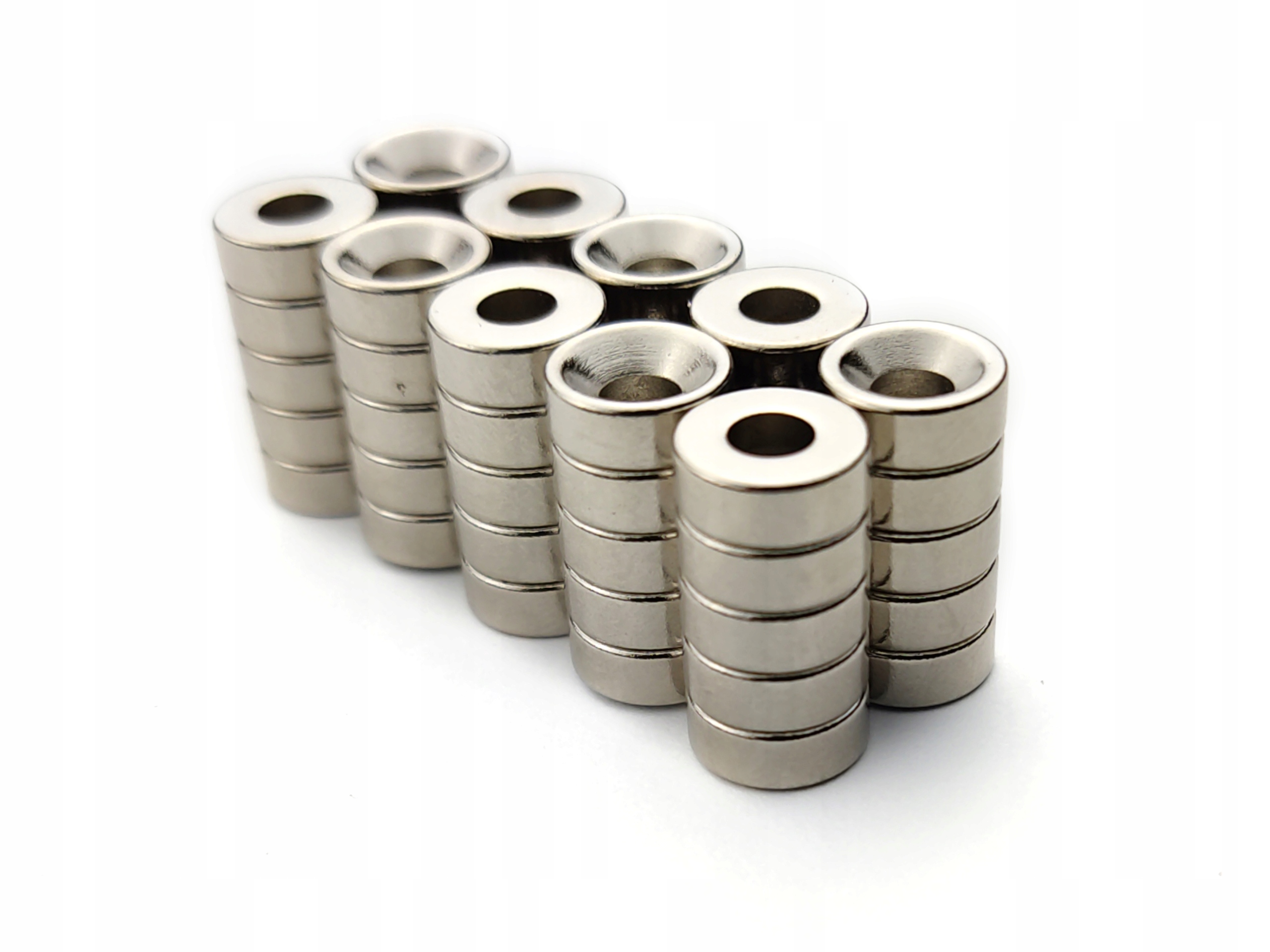 

Magnes Neodymowy Z Otworem 8x6/3,5x3