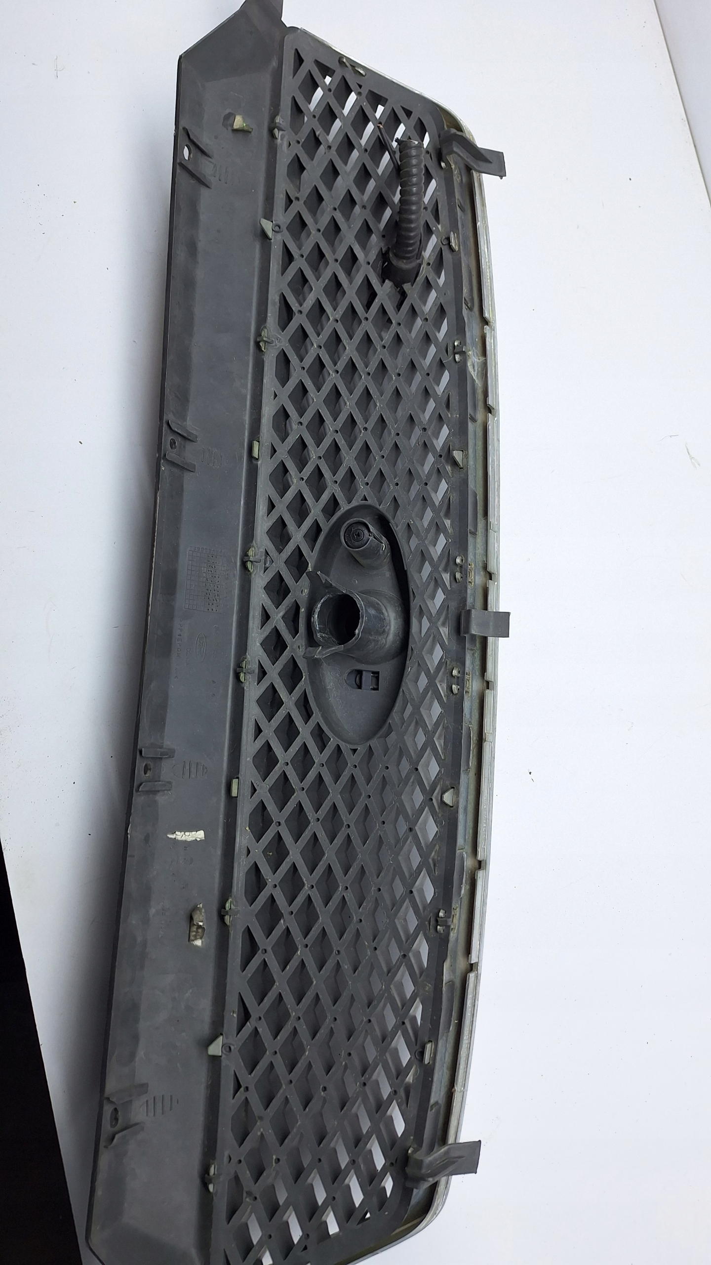 GRILL FORD C-MAX I 3M51-R8138 Numer katalogowy oryginału 3M51-R8138