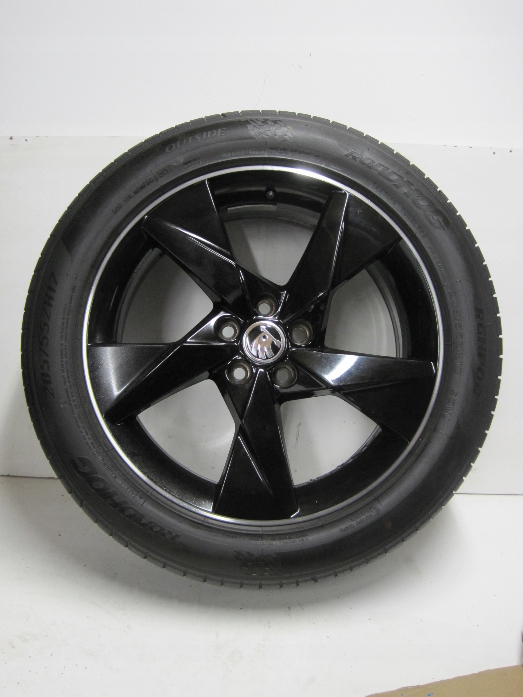 wheels discs tyres SKODA KAMIQ R17 24r