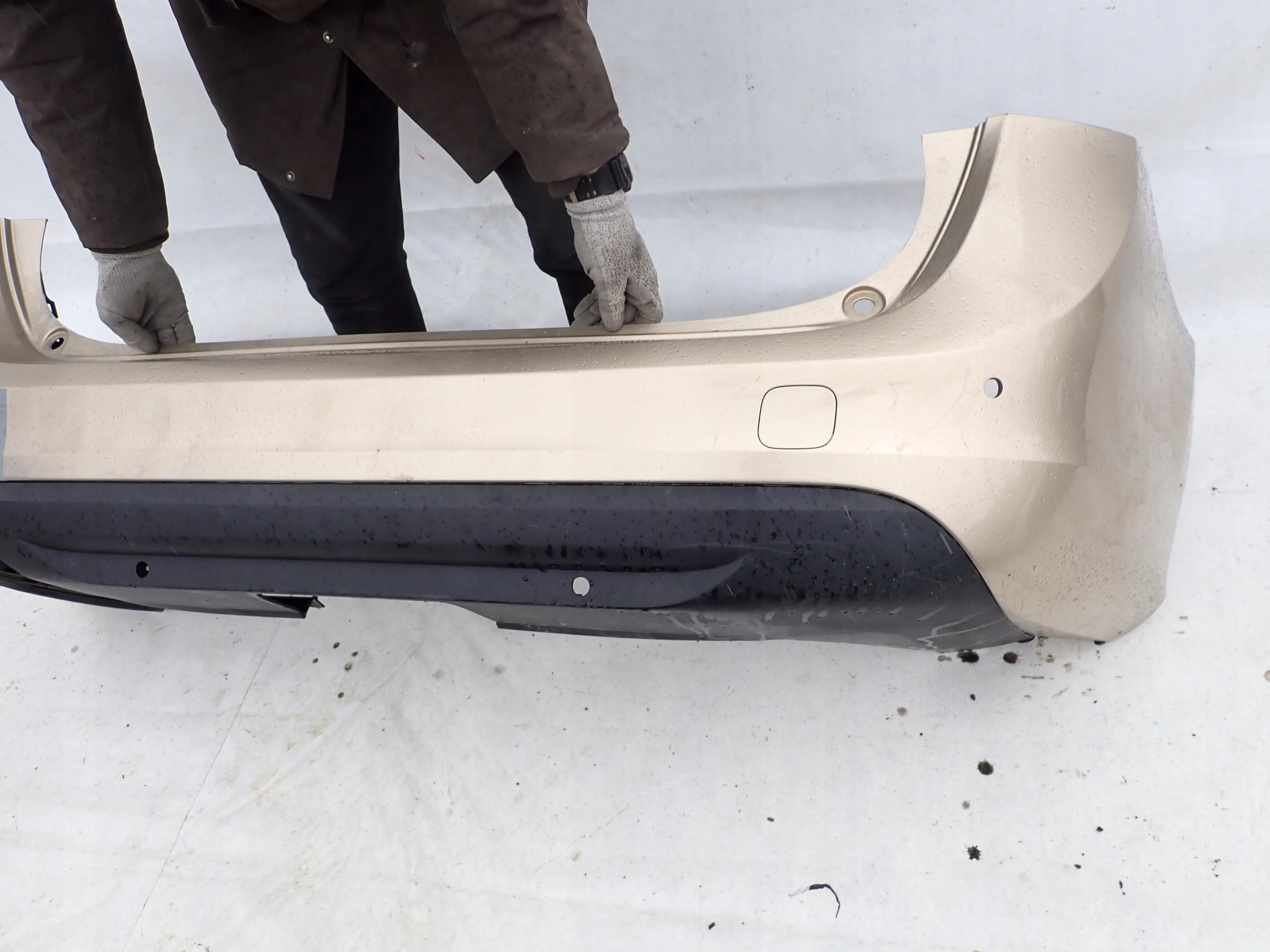 VOLVO V60 e 1 11-13 Paraurti posteriore posteriore PDC