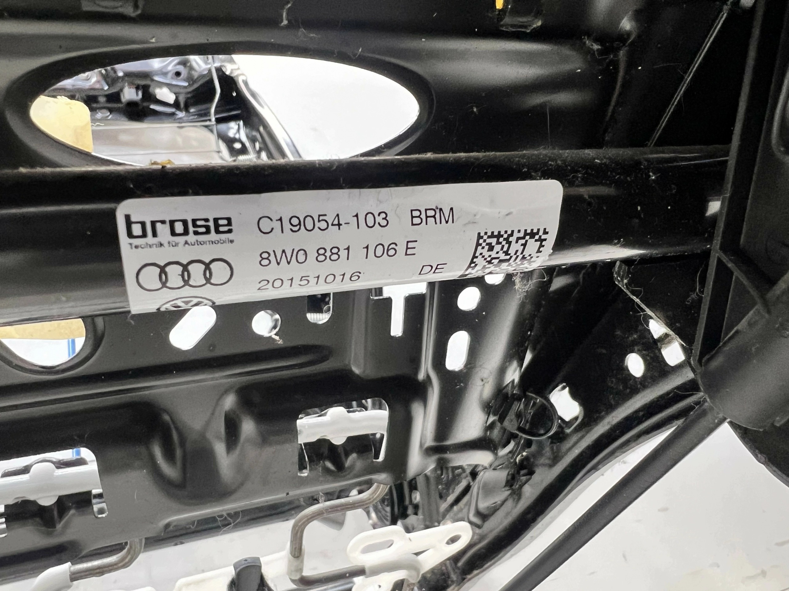 Support Siège Droite AUDI A4 B9 A5 8W 8W0881046N 8W0881106E