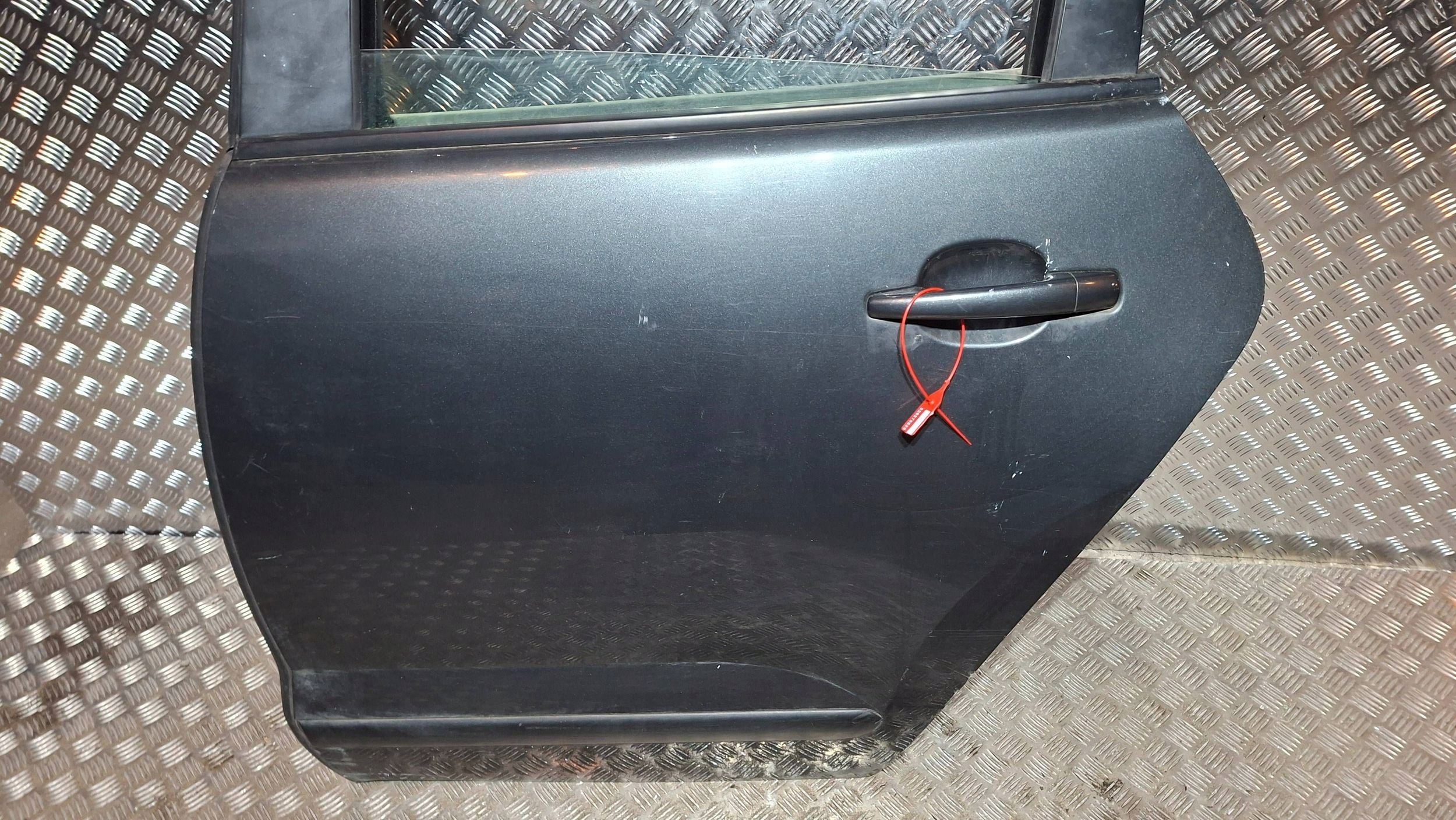Tür links heck PEUGEOT 3008 und 2009
