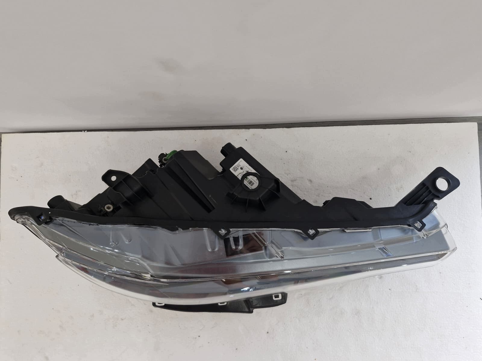 light right Maserati Levante LIFT FULL LED