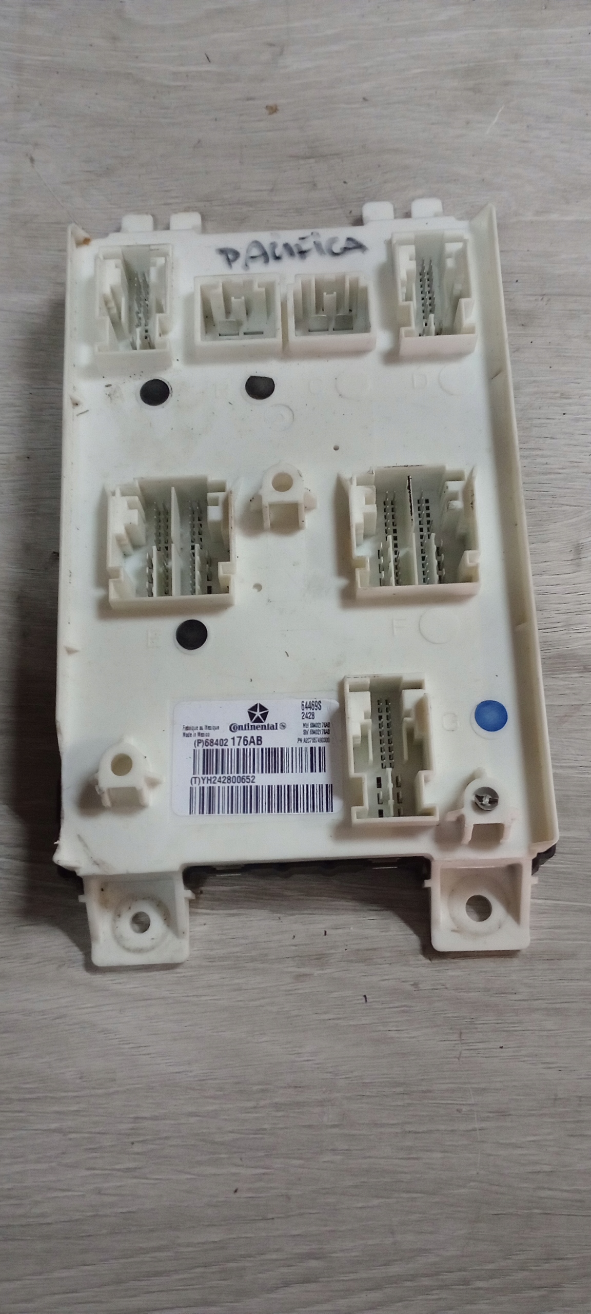 CHRYSLER PACIFICA 2019 MODUŁ BCM 68402176AB