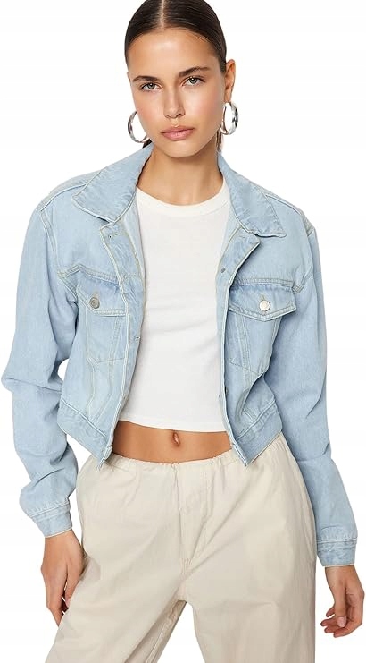 Trendyol Krátká Džínová Bunda S Klopami A Knoflíky, Velikost 6FA